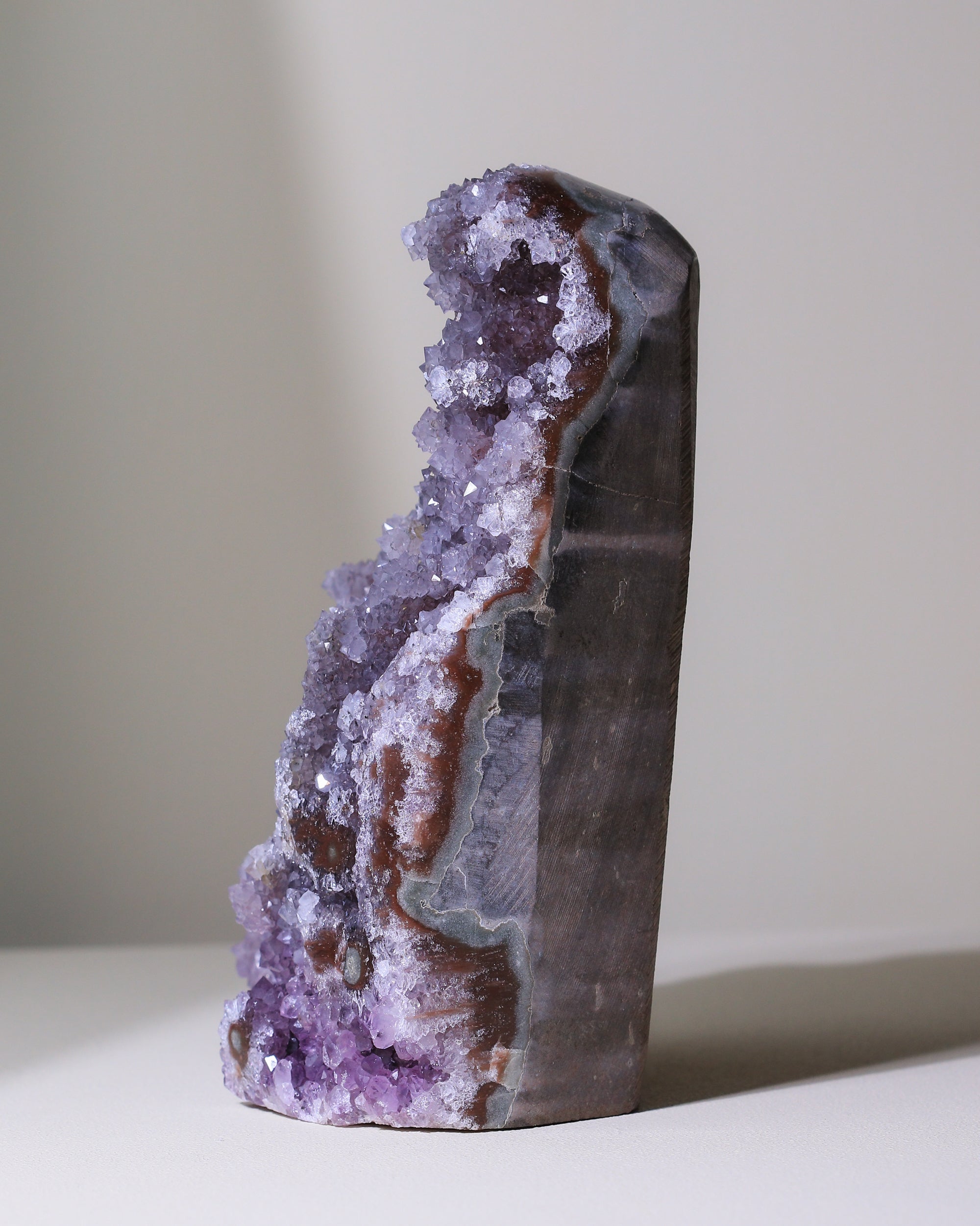 großer "Galaxy" Amethyst Kristall, Einzelstück