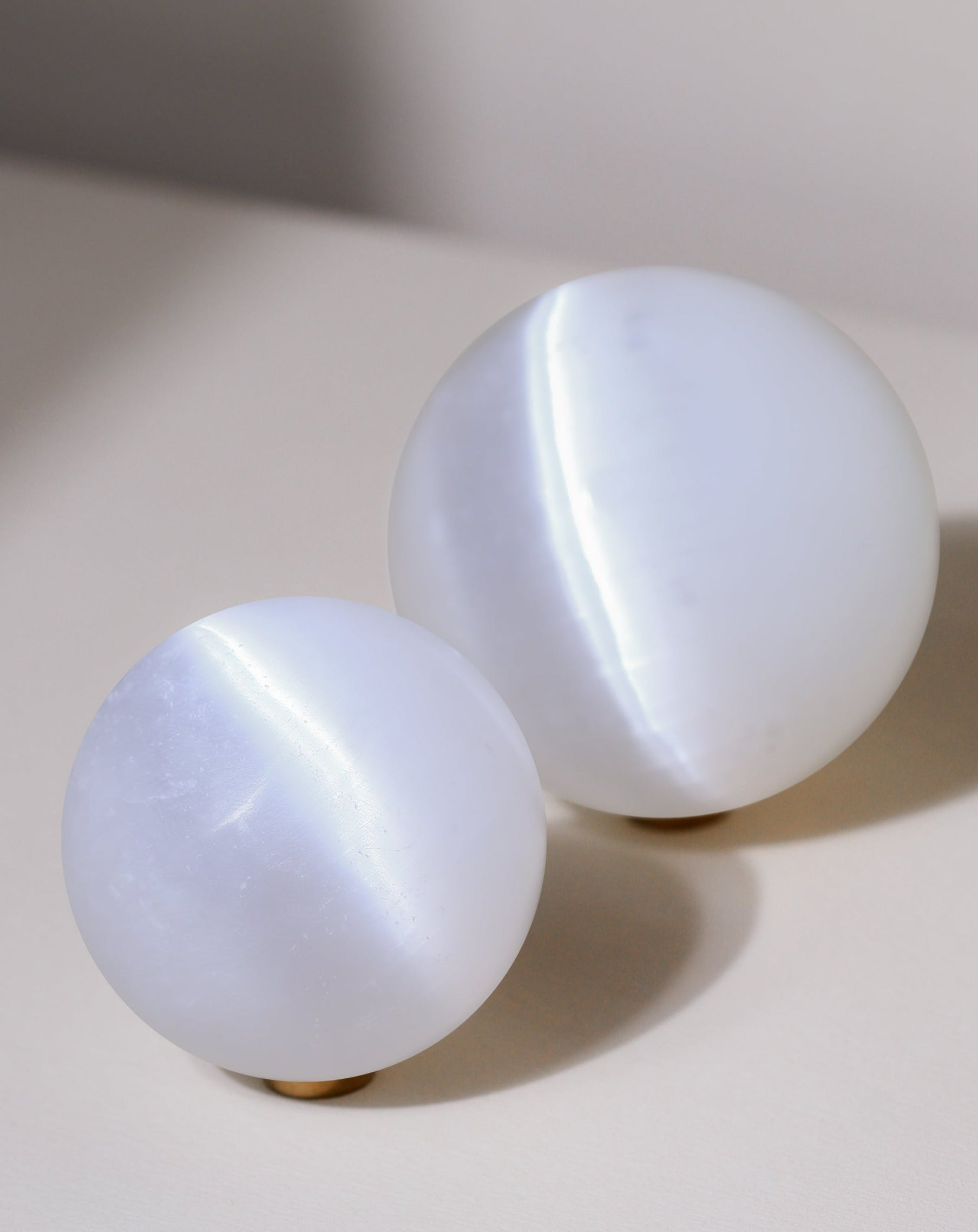 Selenite sphere