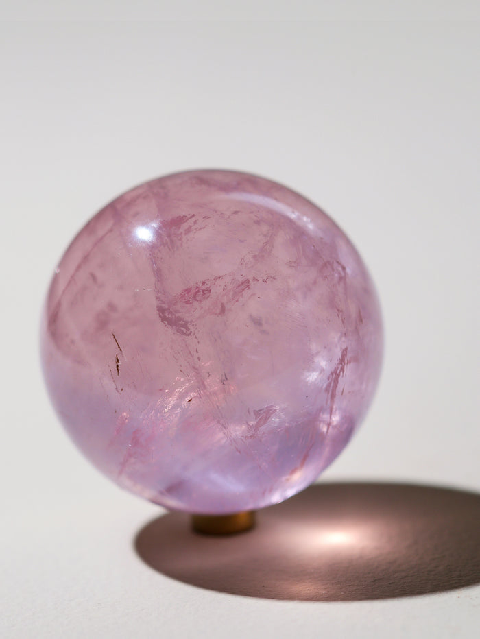 Wie lade ich Rosenquarz auf?