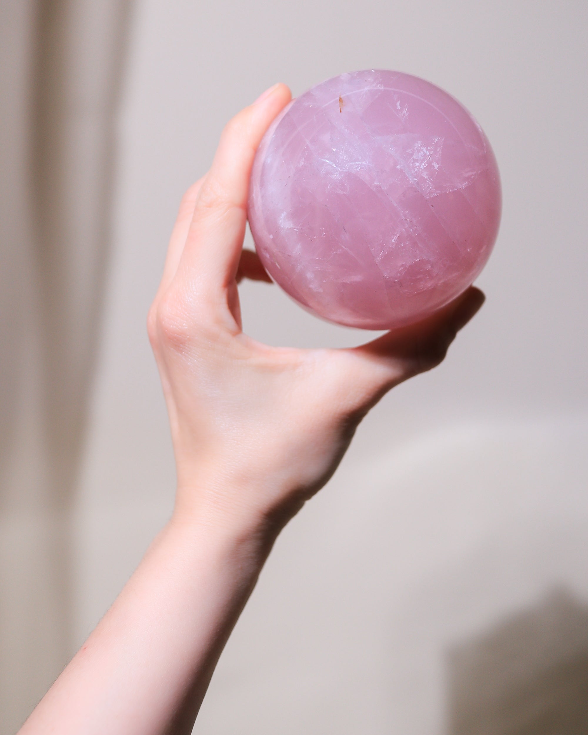 Rosenquarz Kugel (Sternrosenquarz), Einzelstück