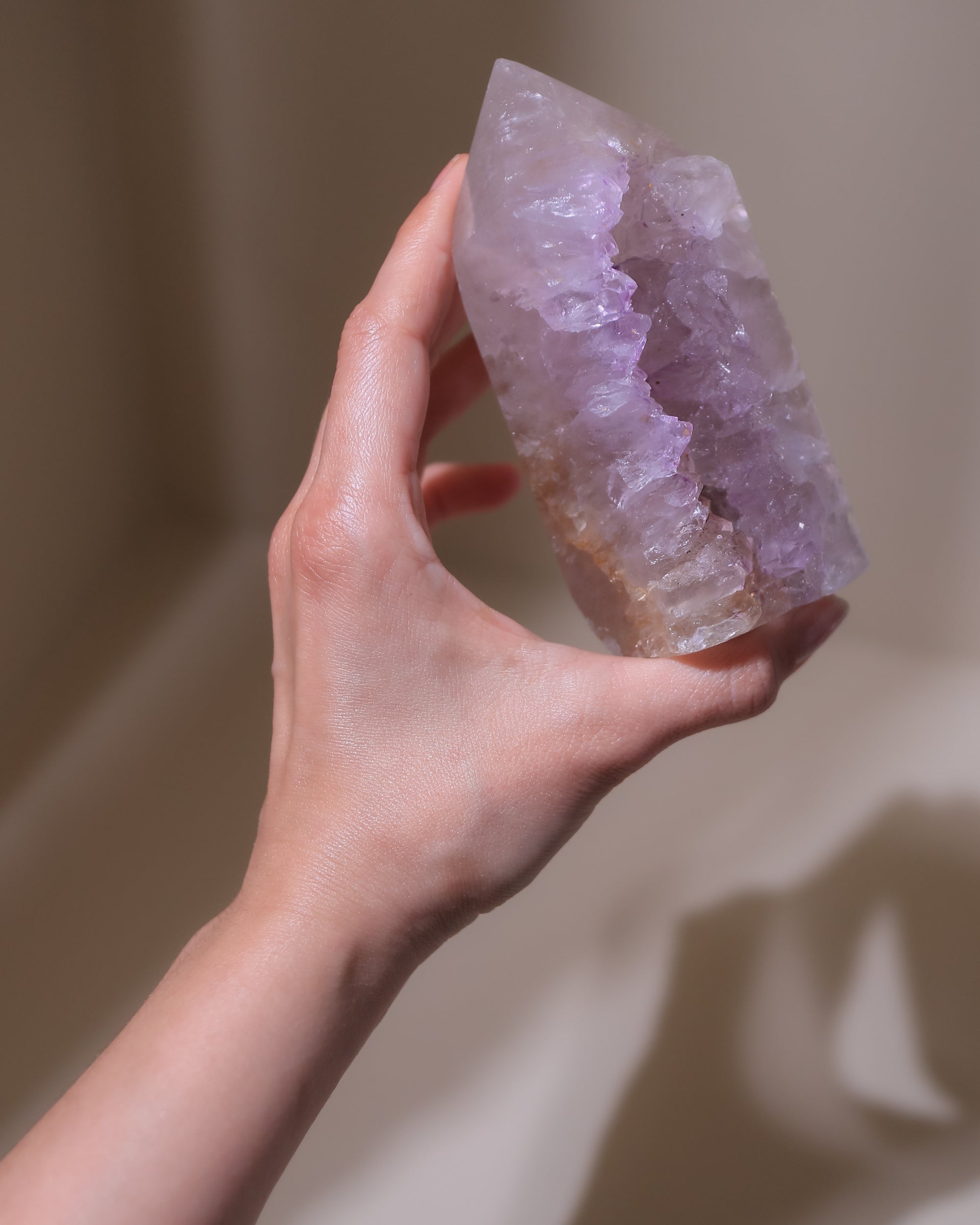 Amethyst Spitze, Einzelstück