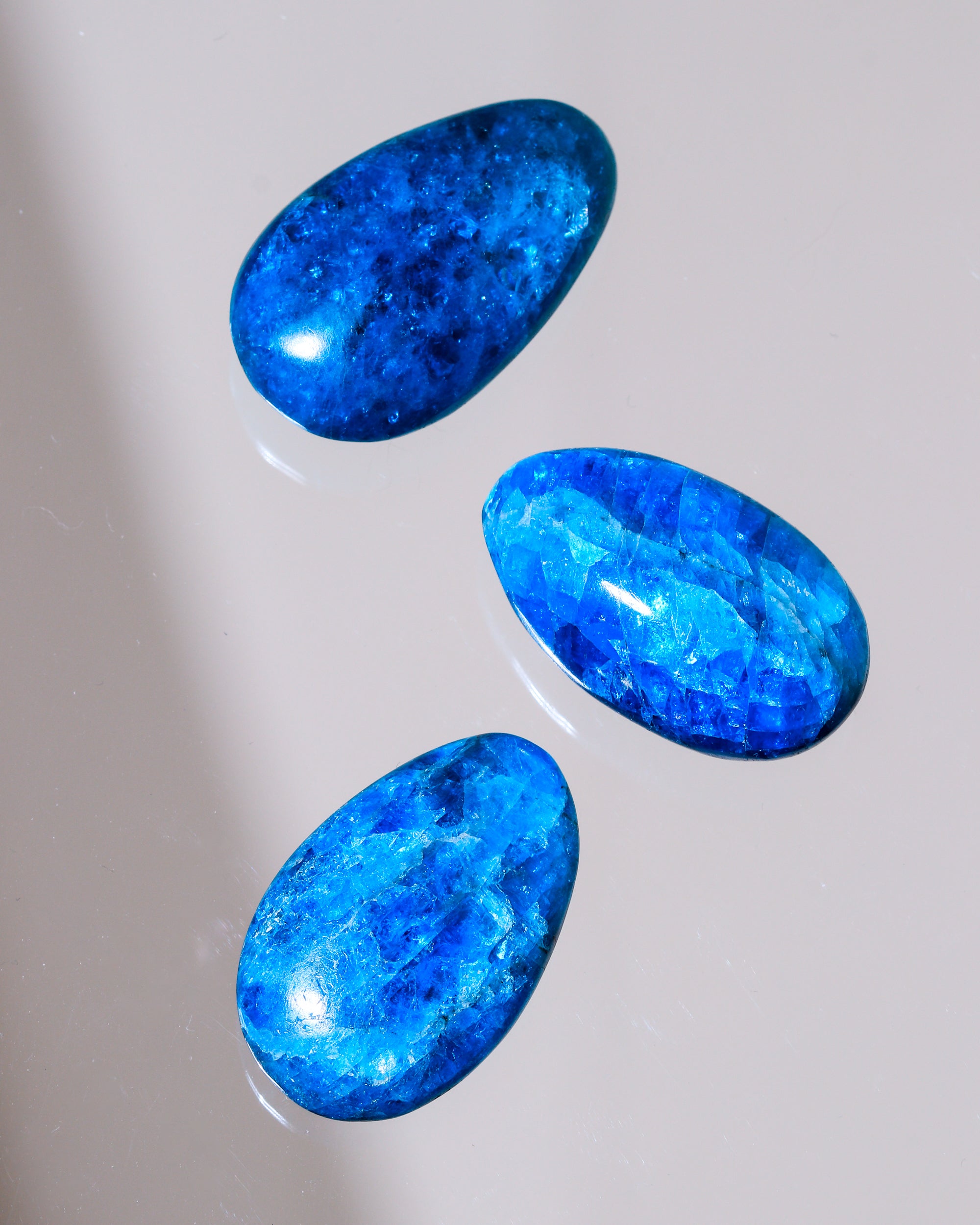 Apatite Tumbled Stone 