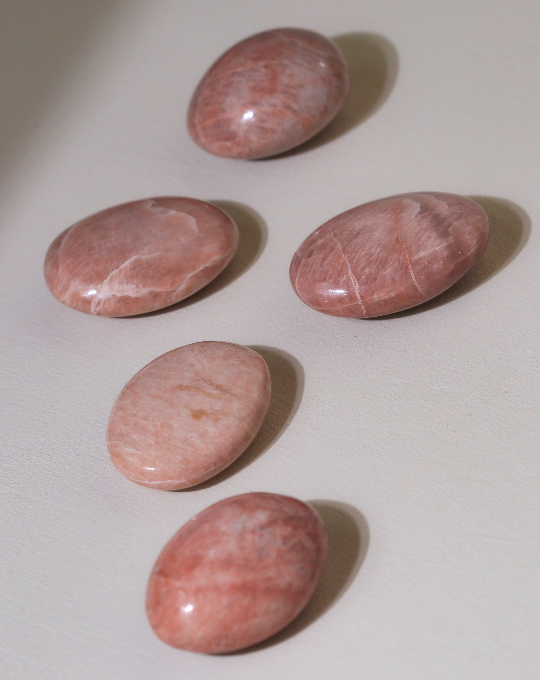 Apricot Mondstein Palmstone