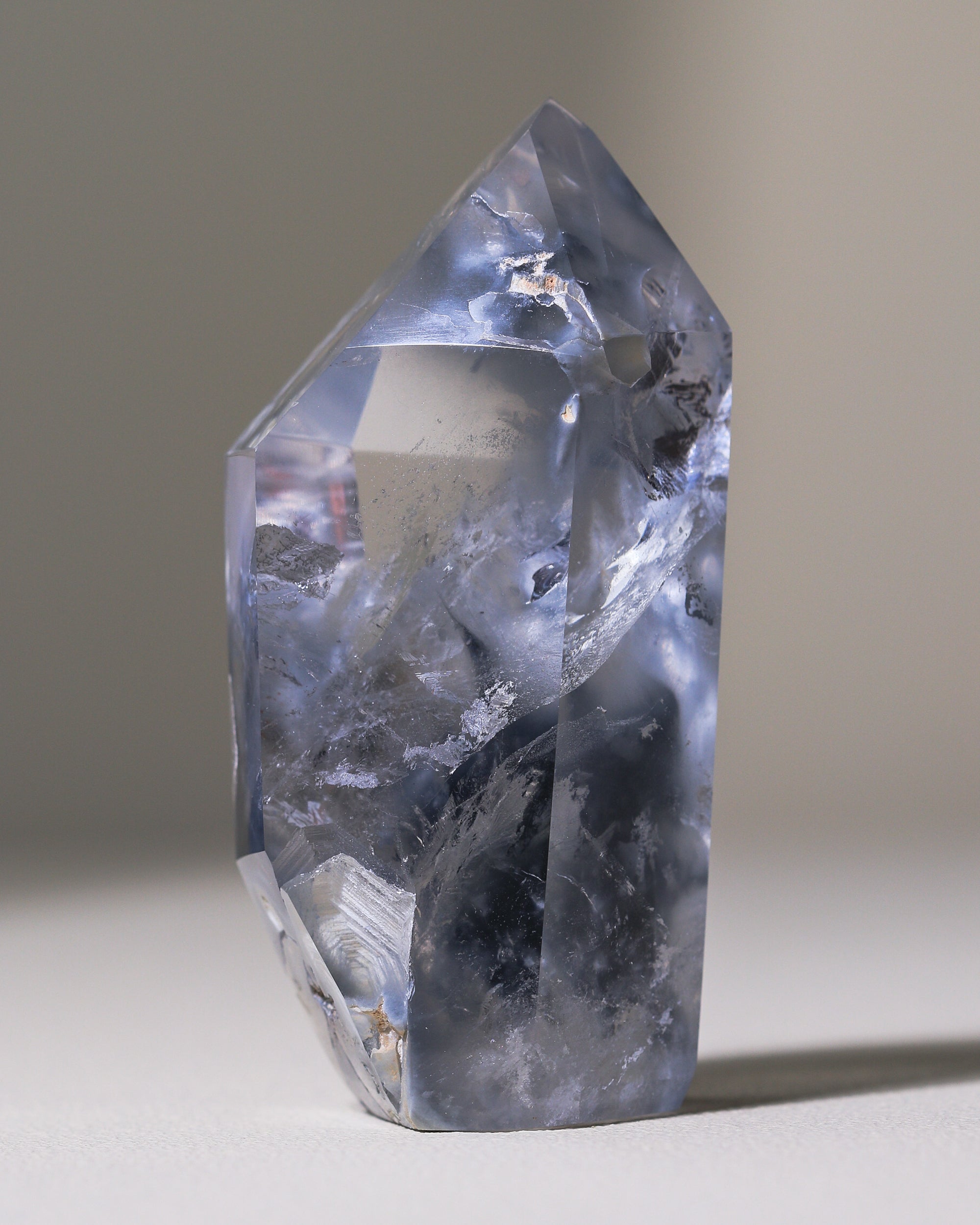 große Blue Tara Quartz Spitze, Einzelstück