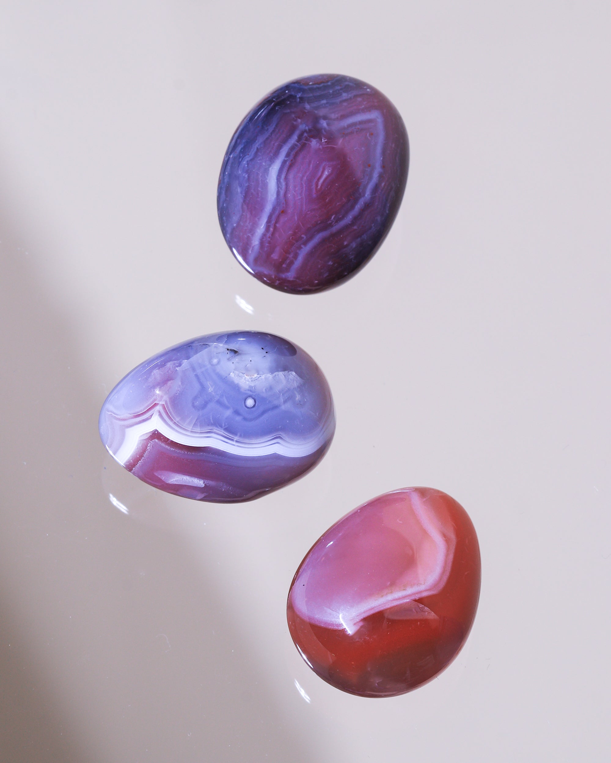 Agate tumbled stone 