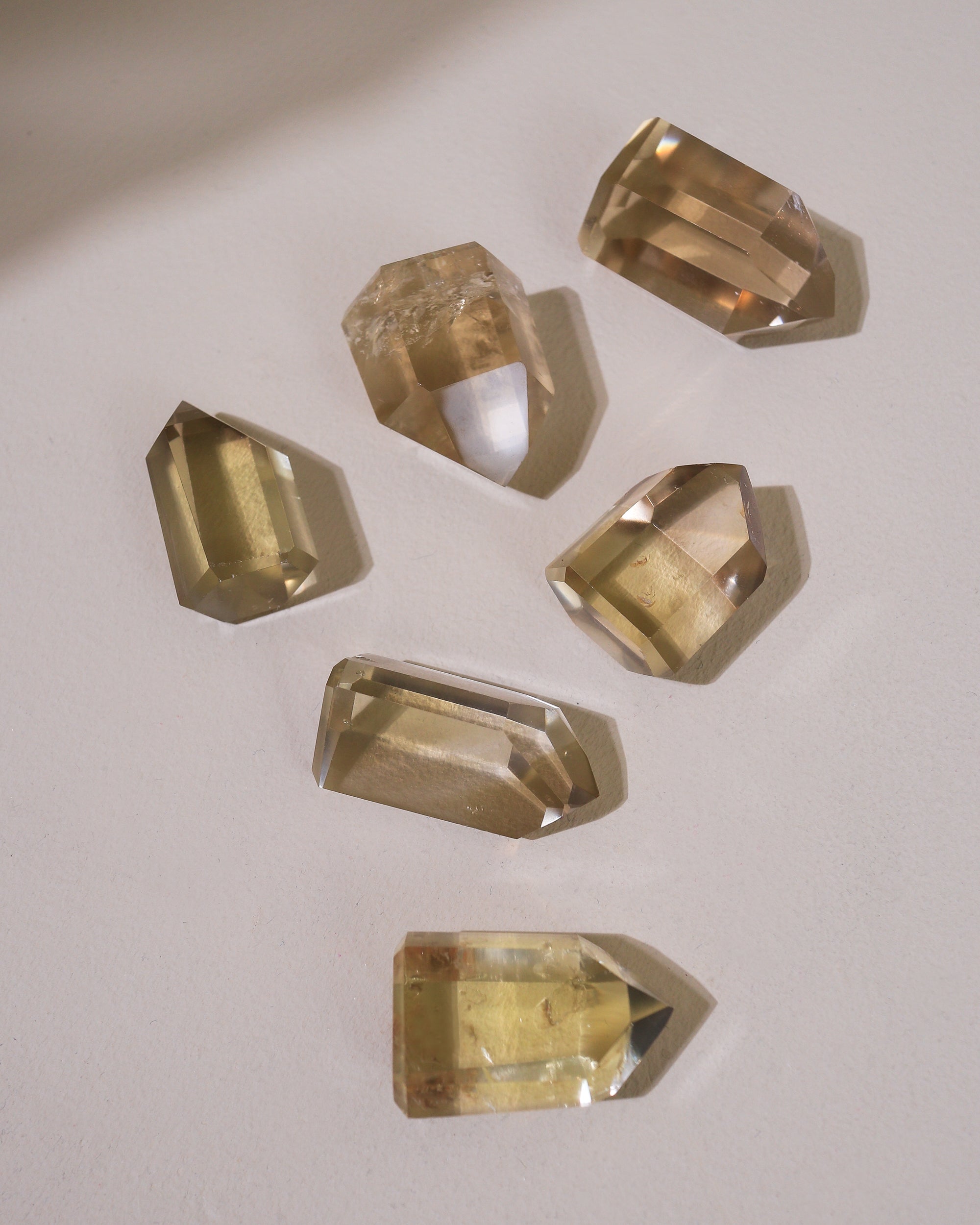 Mini Citrine point (natural Citrine)