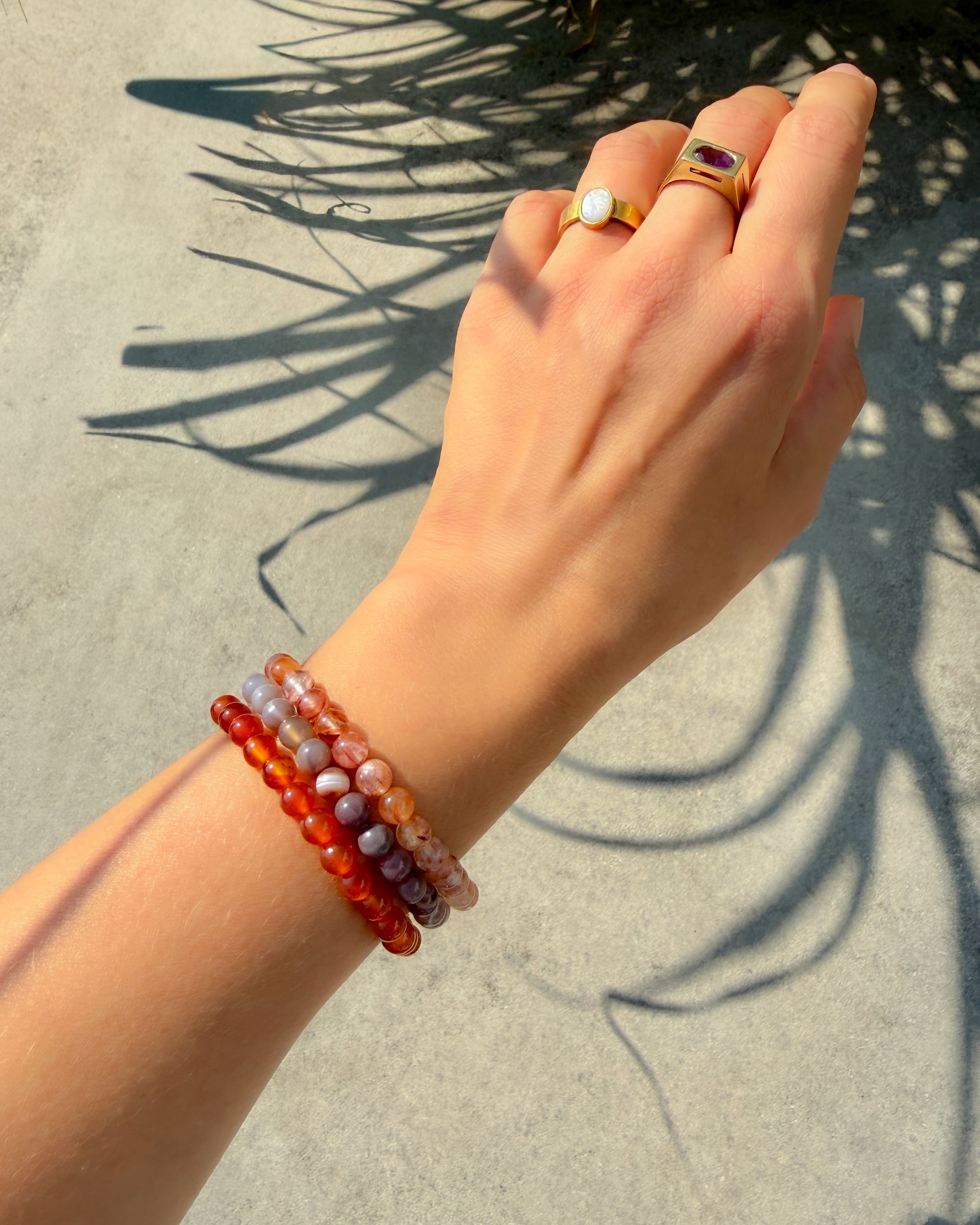Red Healer Armband
