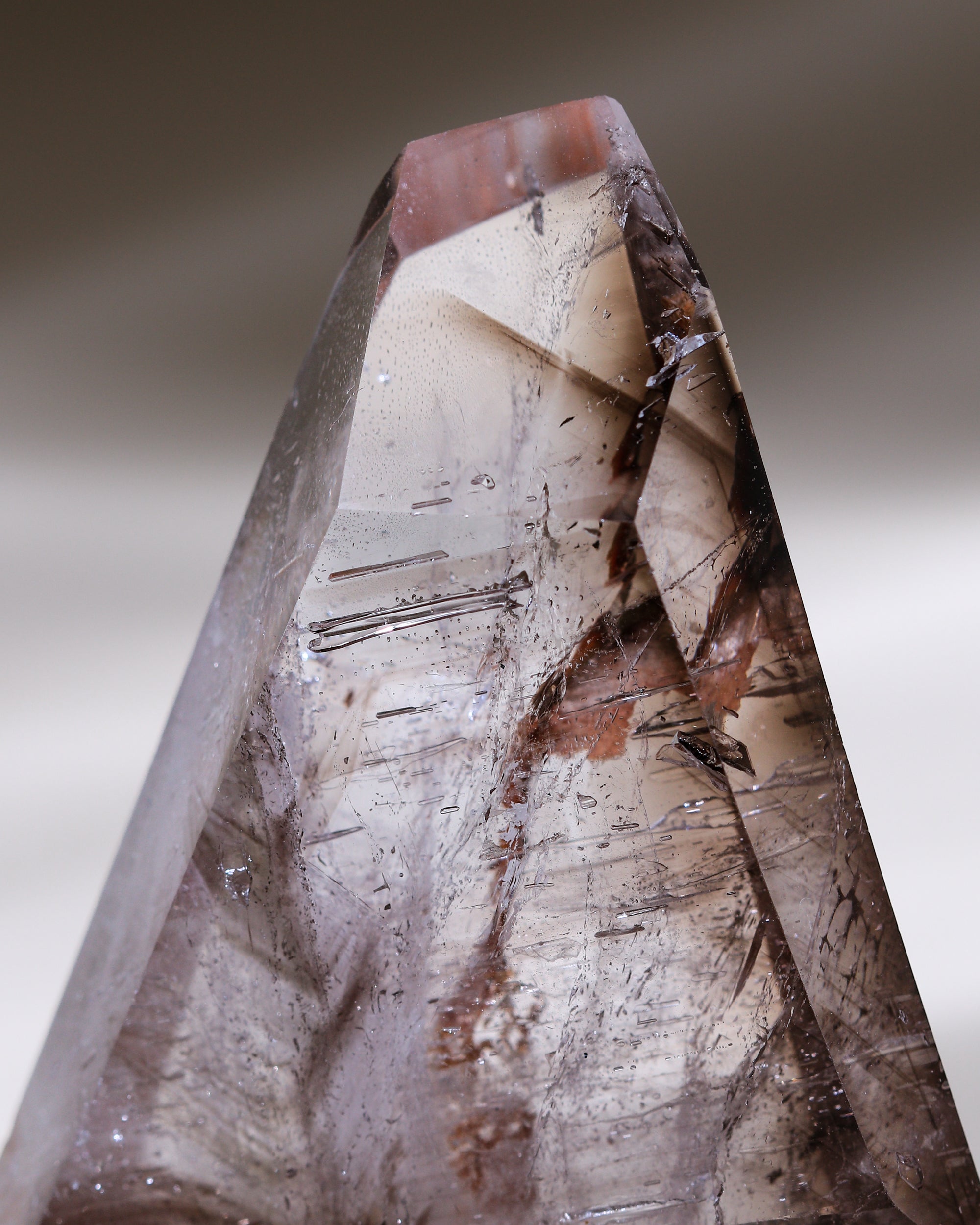 Smoky Amethyst Spitze, Einzelstück