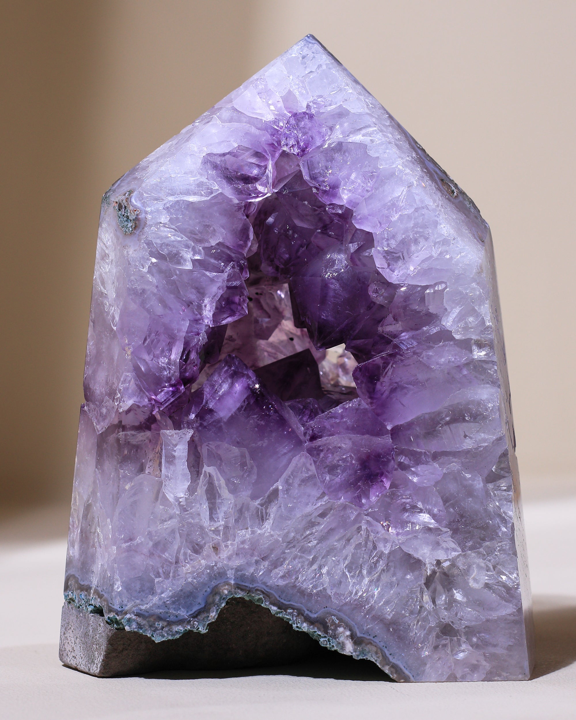 XL Amethyst Spitze, Einzelstück