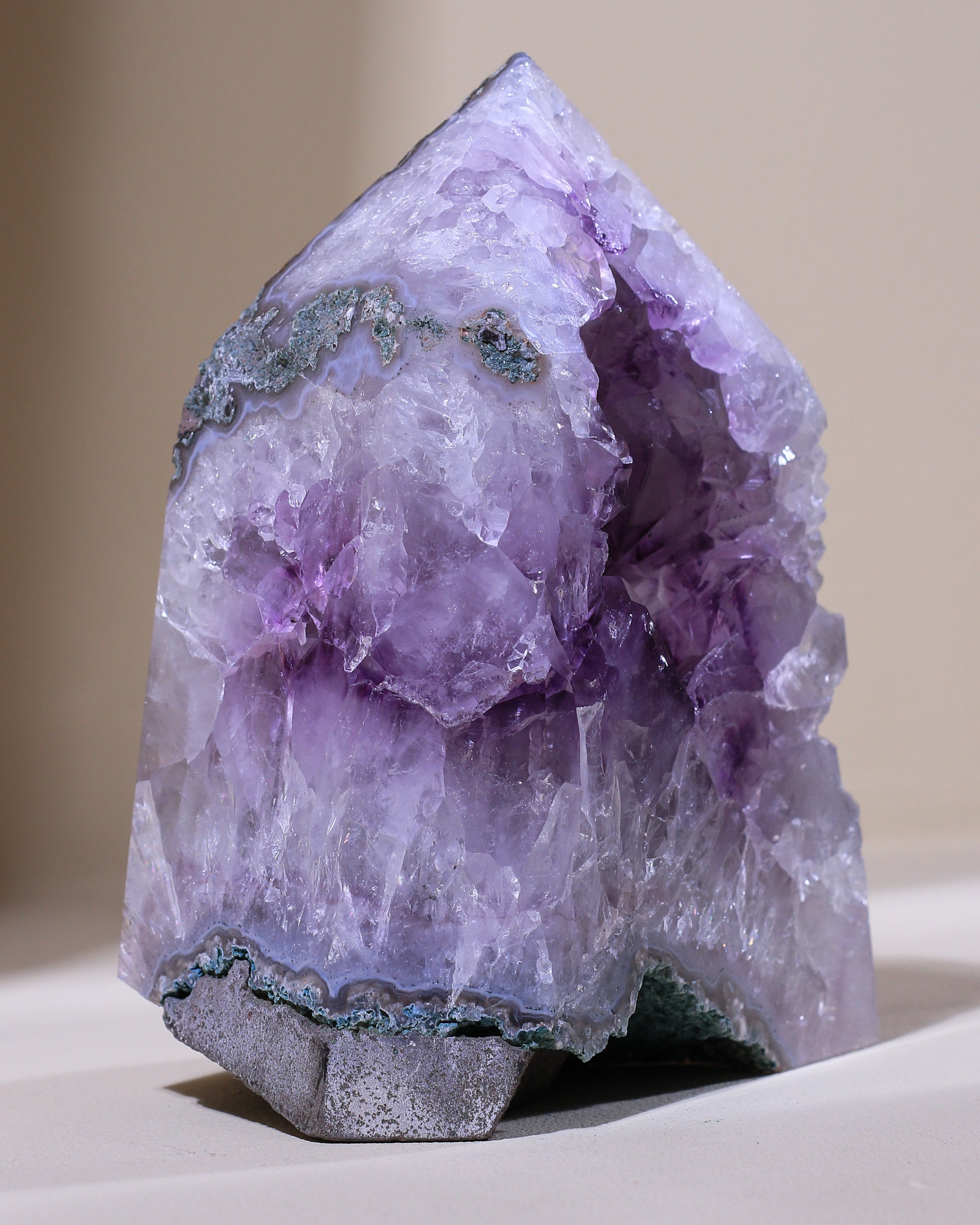 XL Amethyst Spitze, Einzelstück