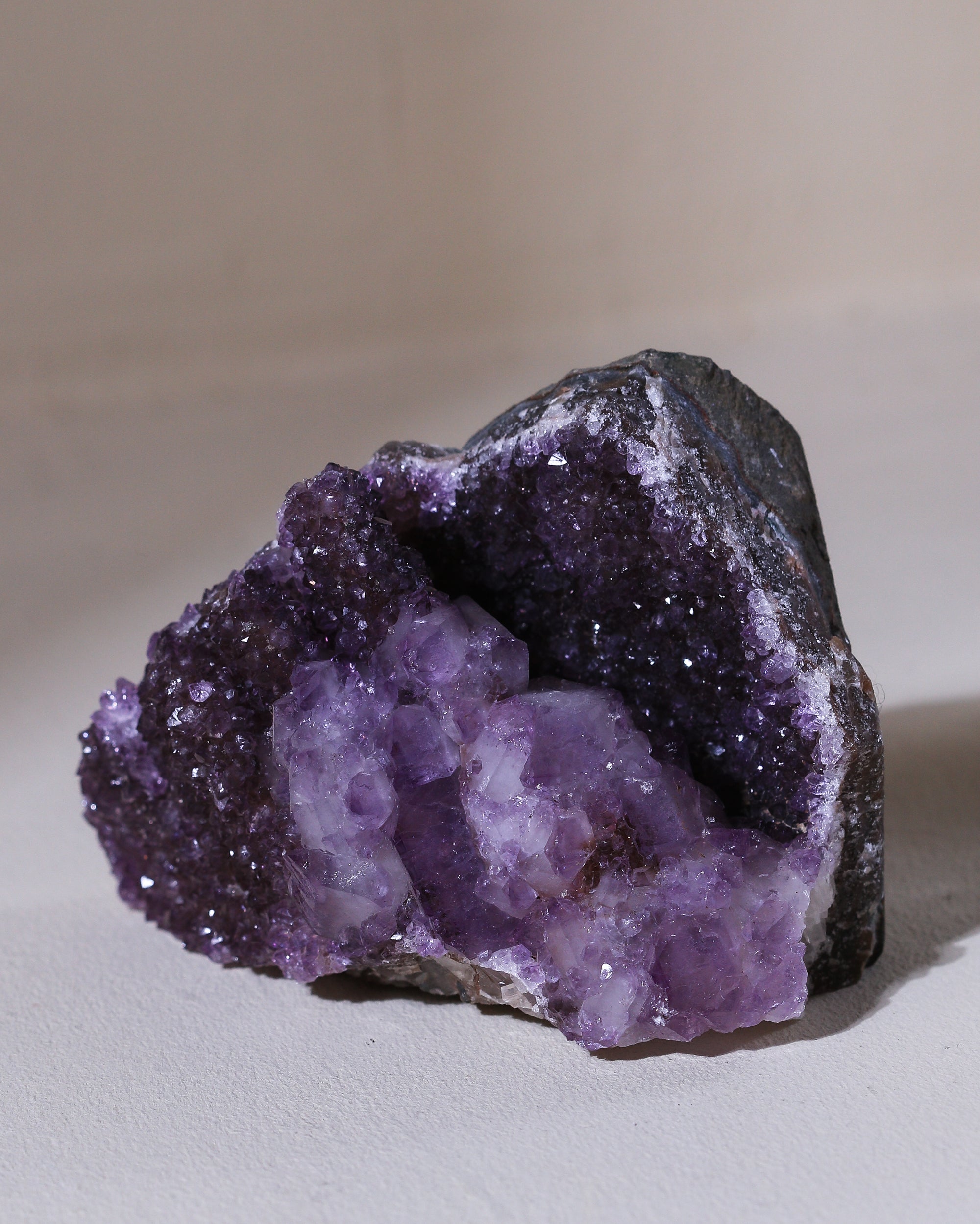 Chalcedon-Amethyst Kristall, Einzelstück