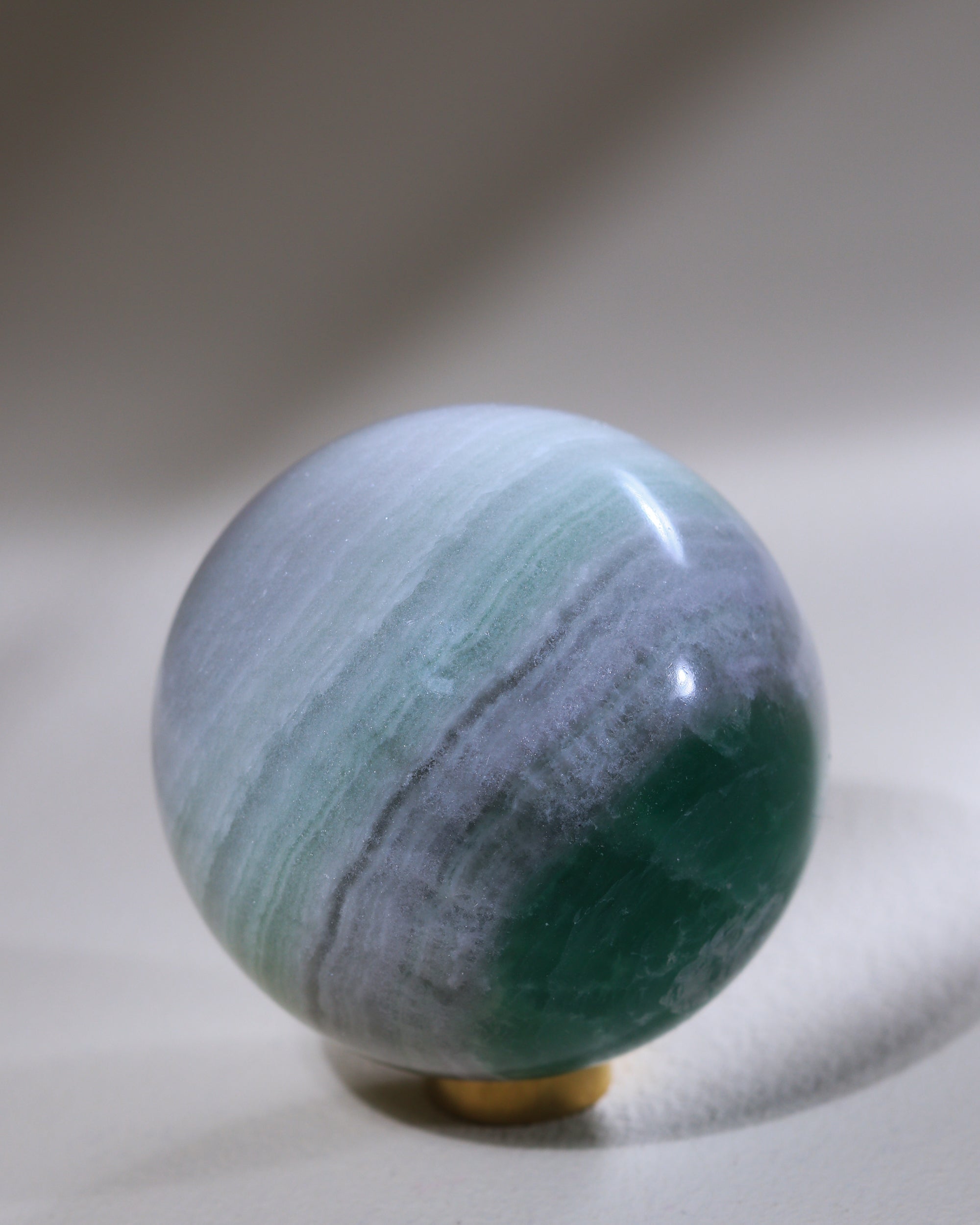 Fluorit Kugel (Seidenfluorit), Einzelstück