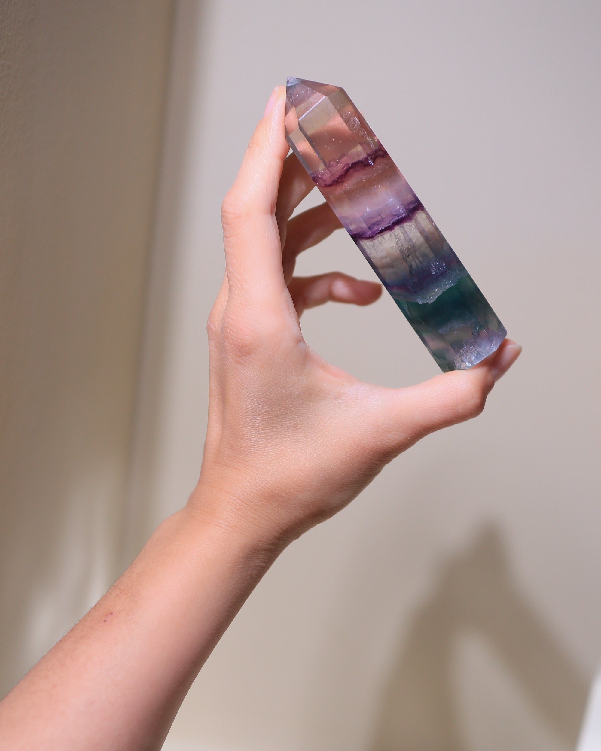 Regenbogen Fluorit Spitze, Einzelstück