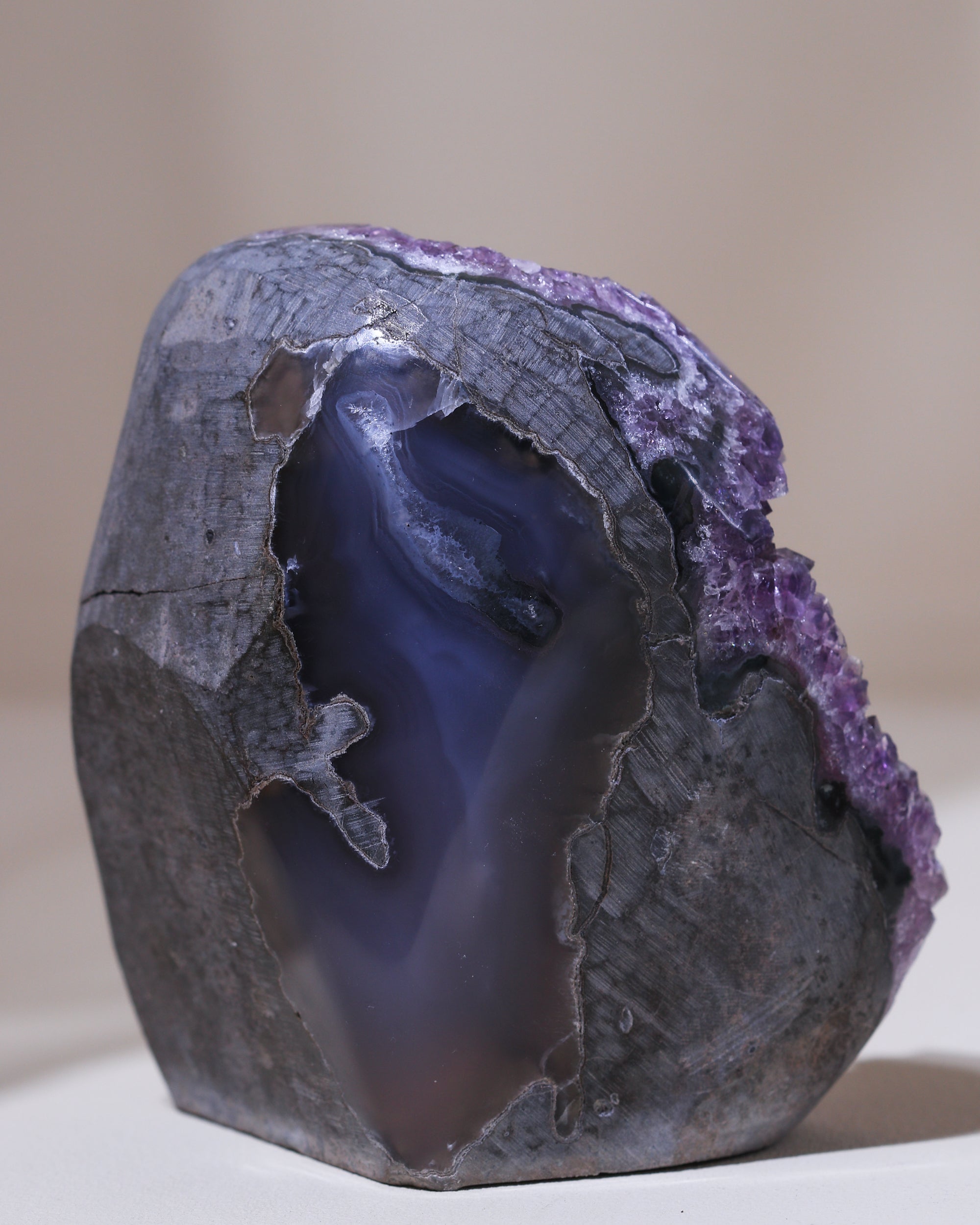 großer Amethyst Kristall, Einzelstück