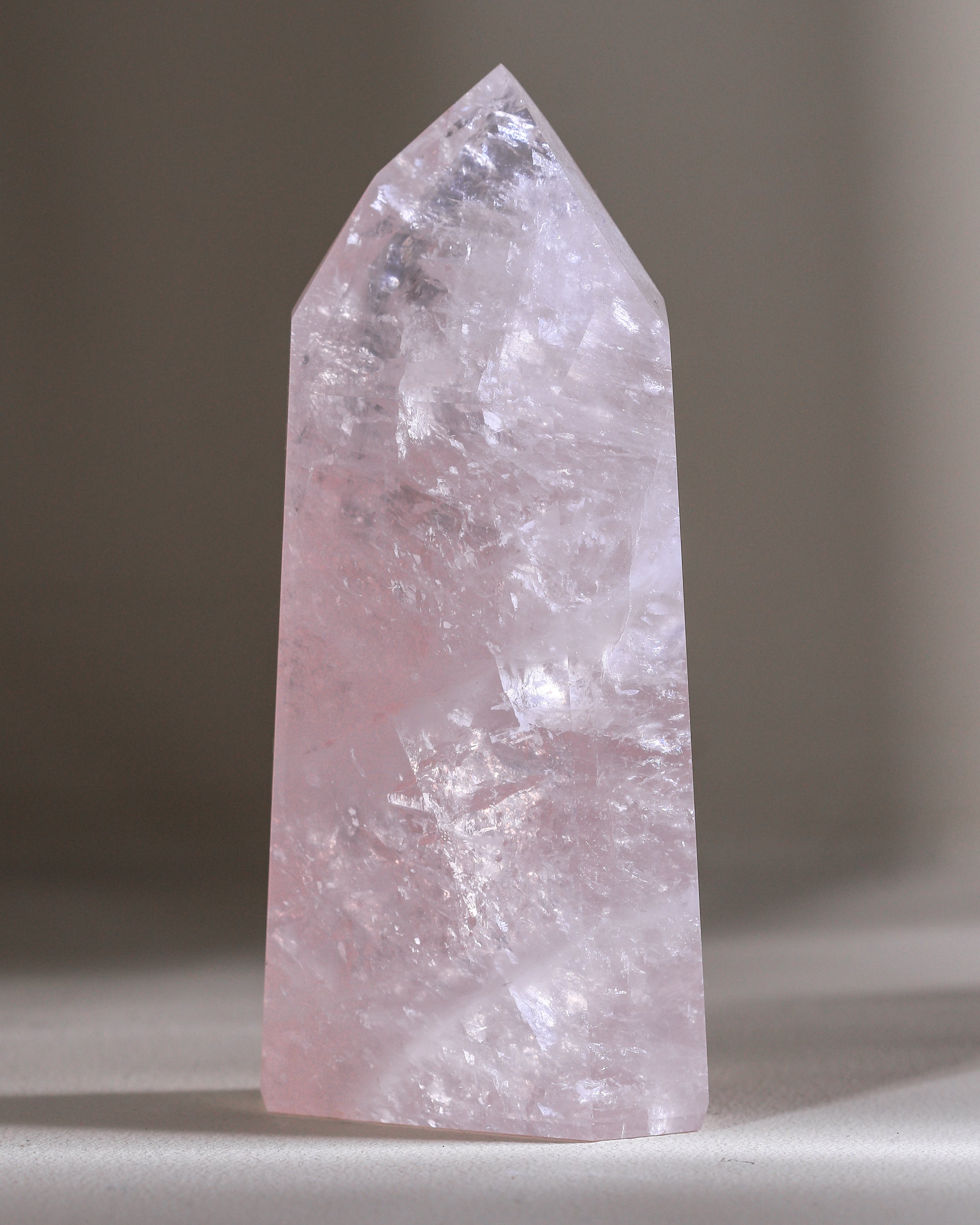 Rosenquarz Spitze ("Dream Rose Quartz"), Einzelstück