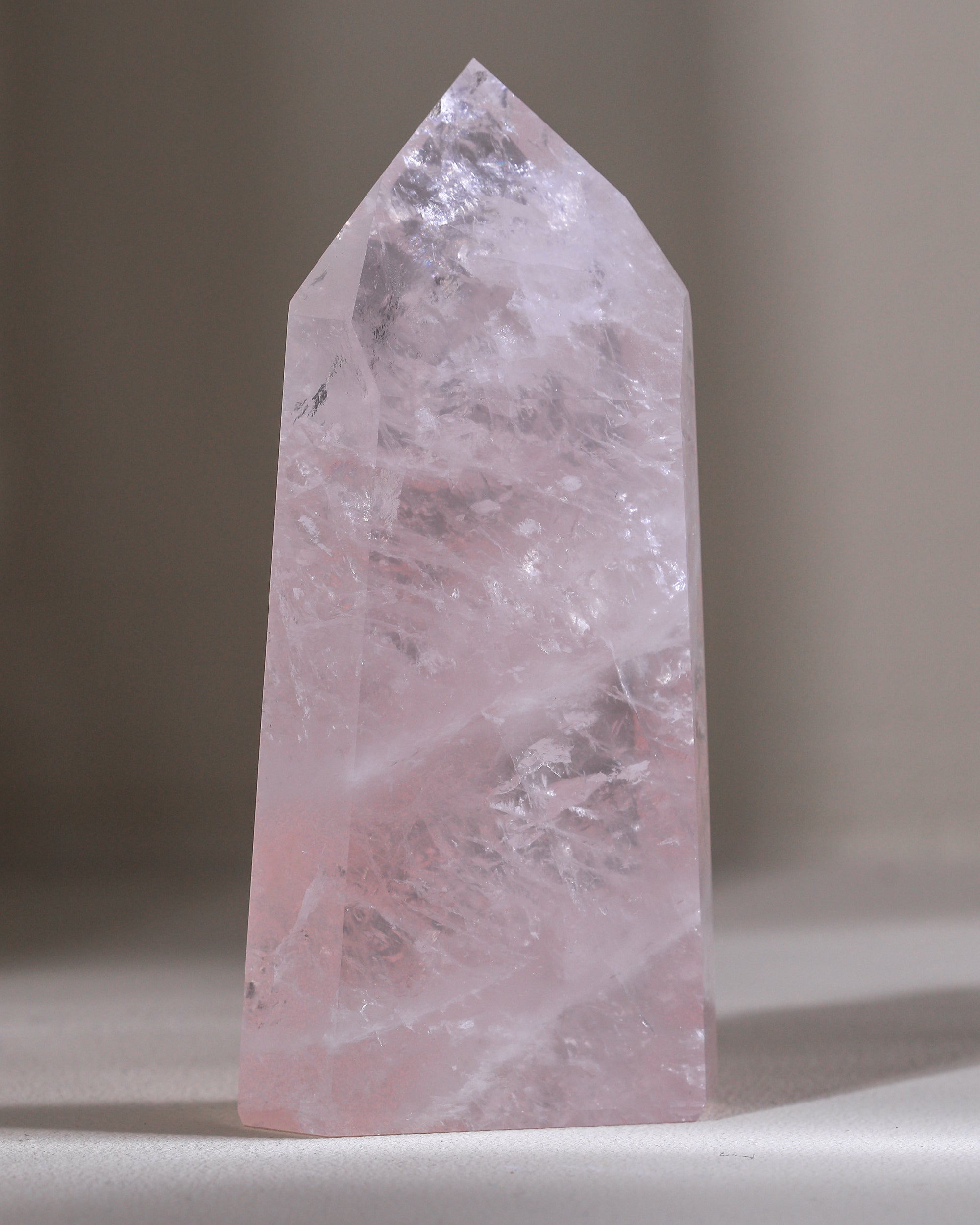 Rosenquarz Spitze ("Dream Rose Quartz"), Einzelstück