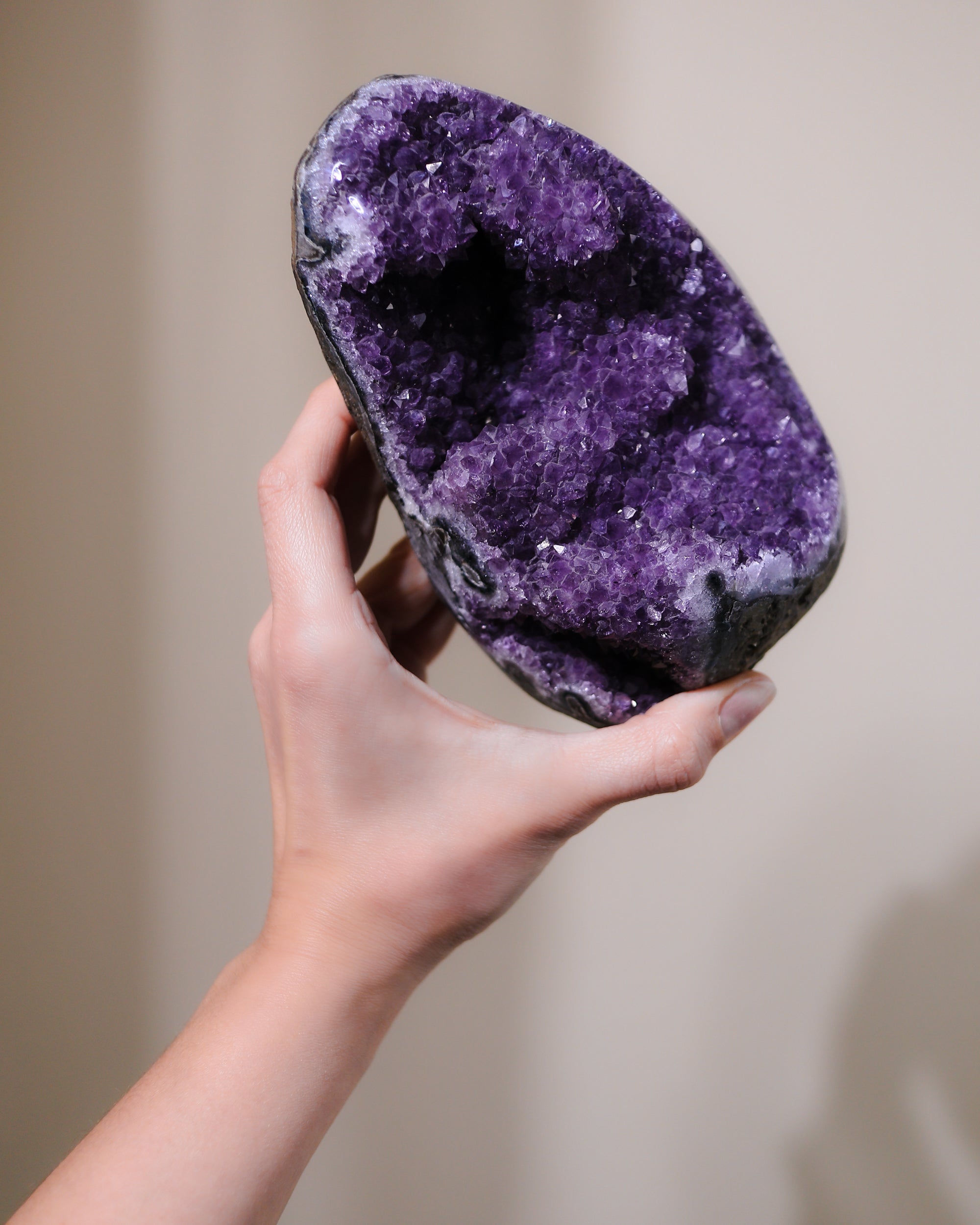 großer Amethyst Kristall, Einzelstück