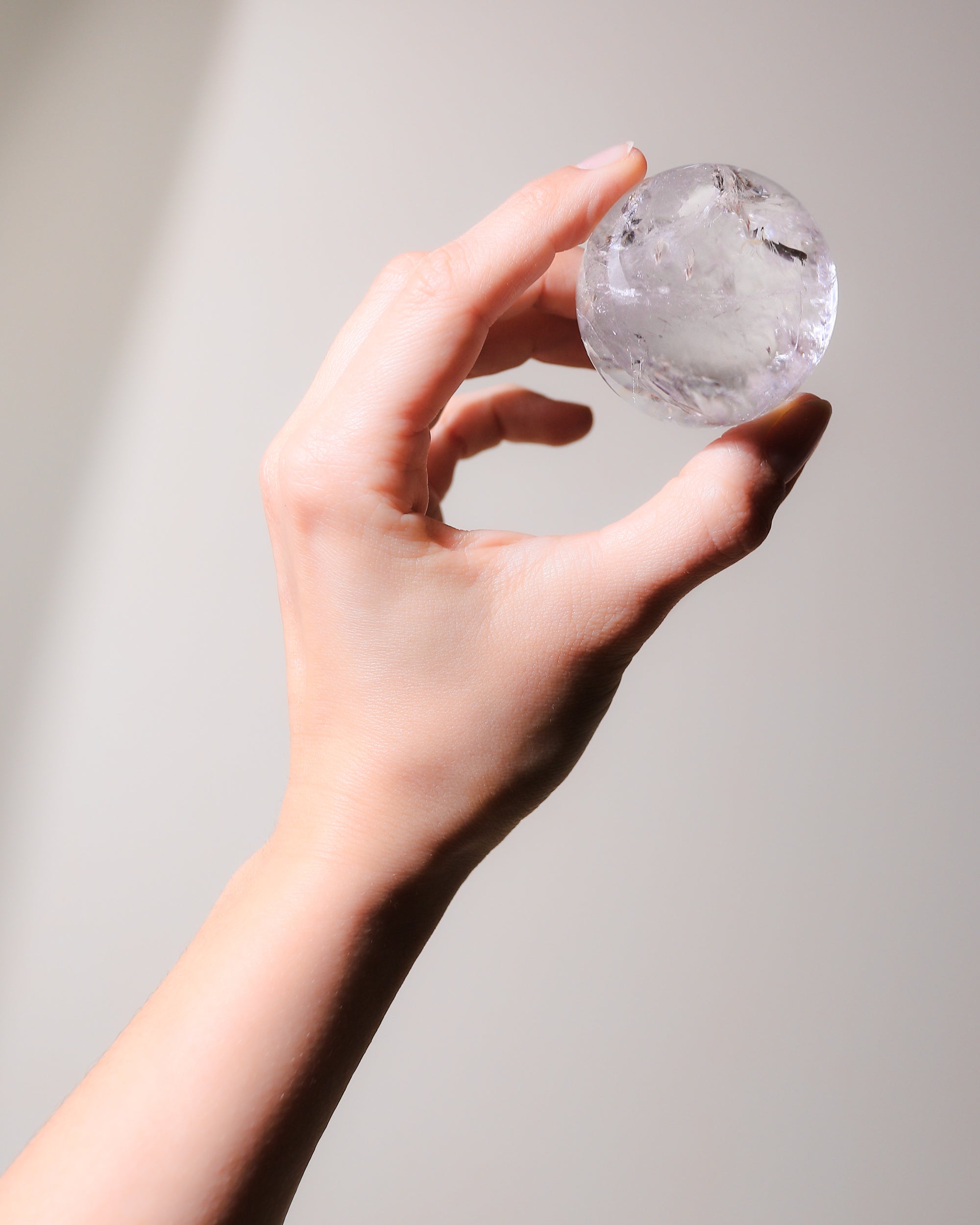 Bergkristall Kugel mit Prisma, Einzelstück