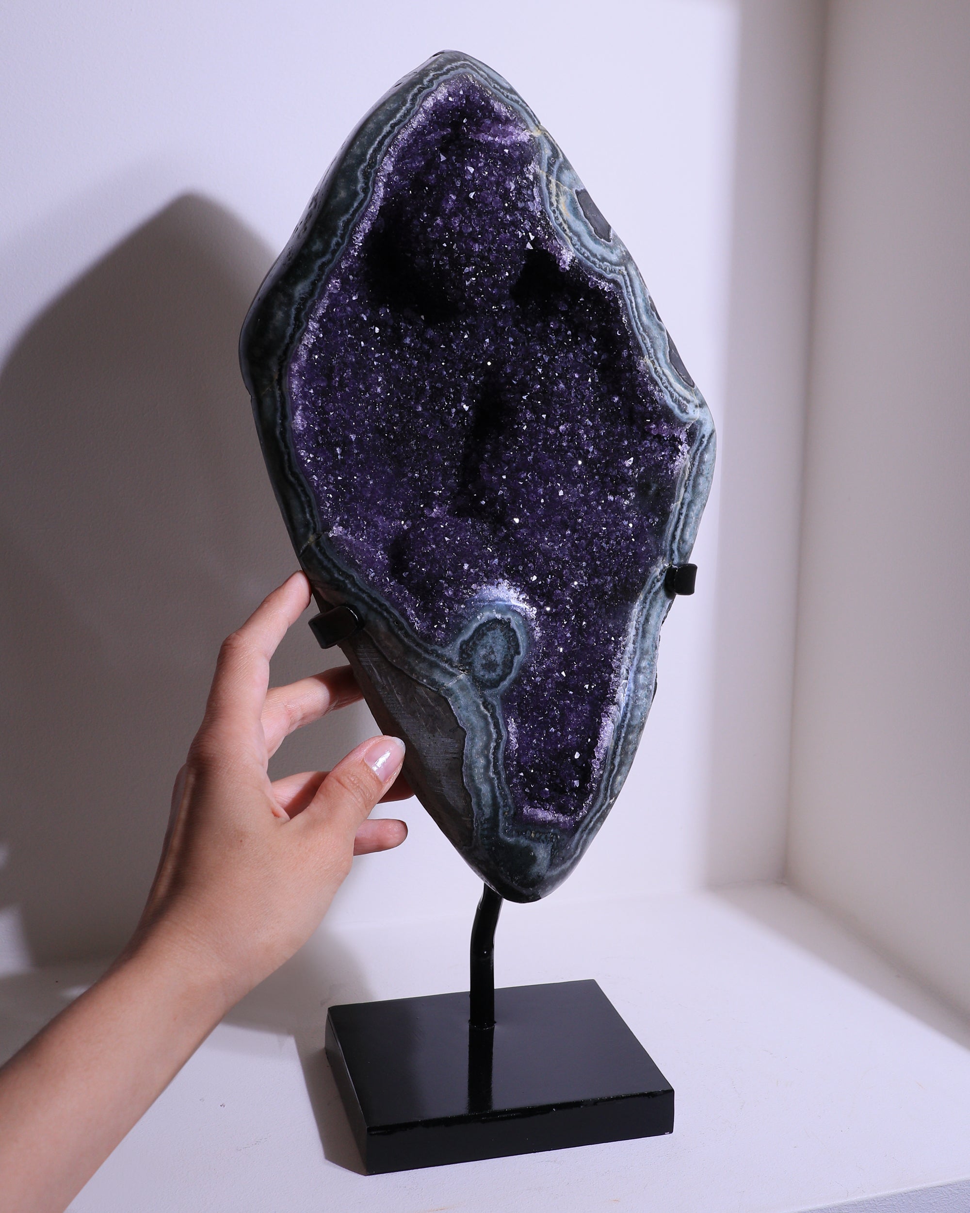 Amethyst auf Ständer, Einzelstück