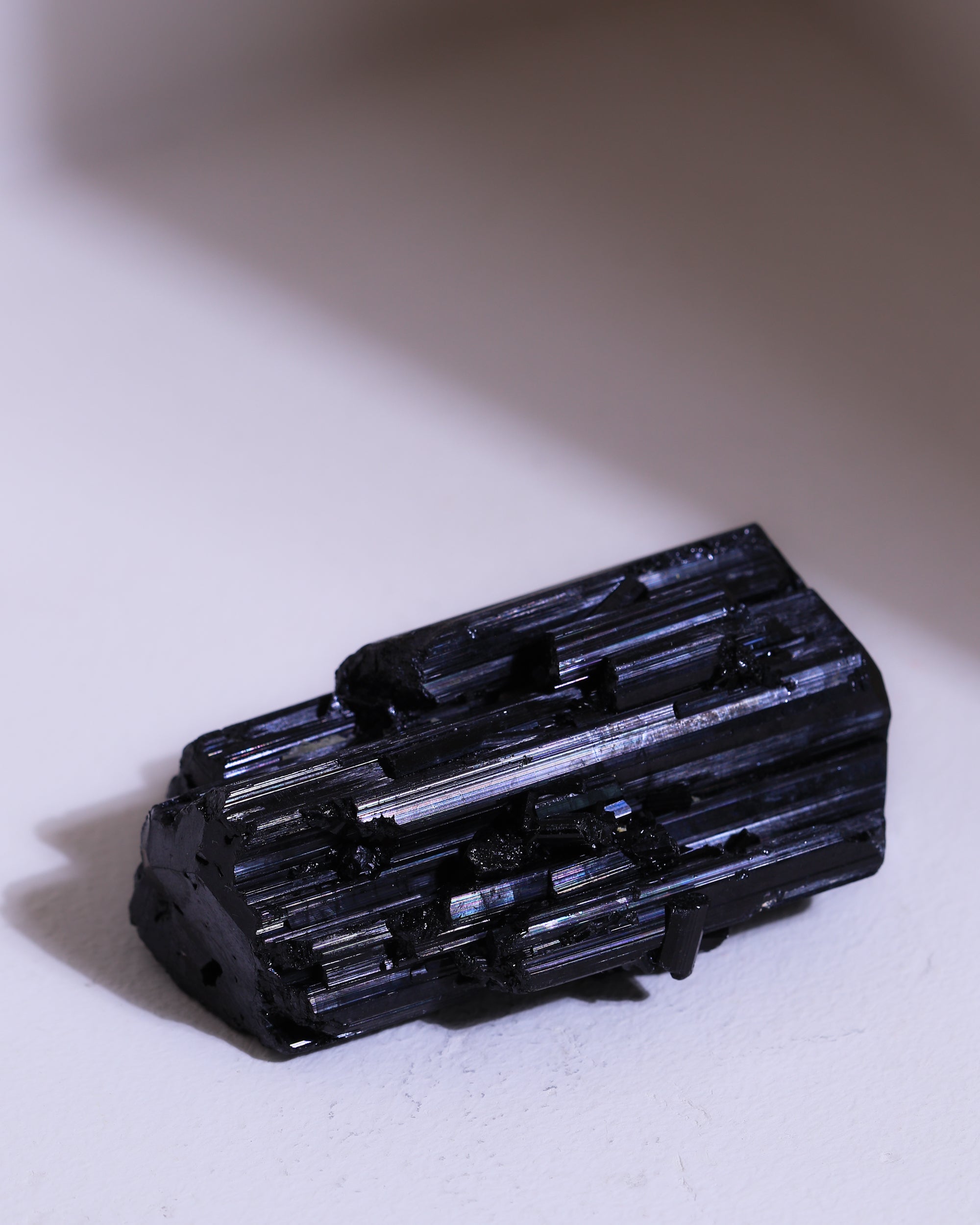 Schwarzer Turmalin Kristall, Einzelstück