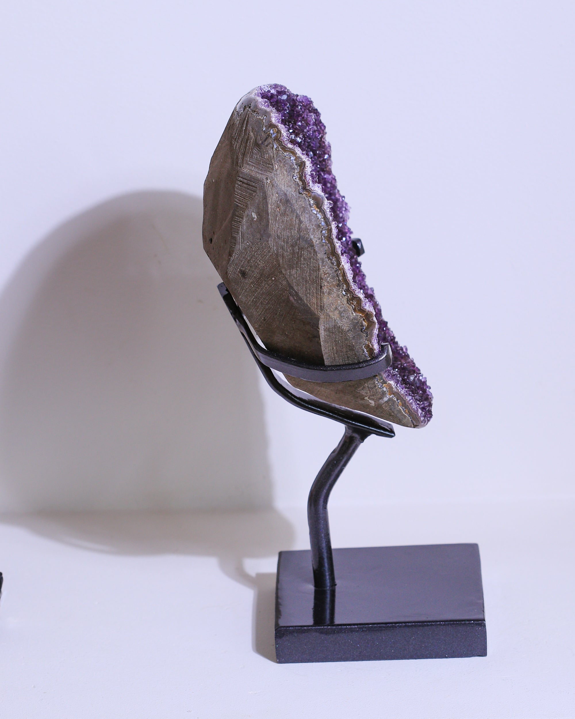 Amethyst auf Ständer, Einzelstück