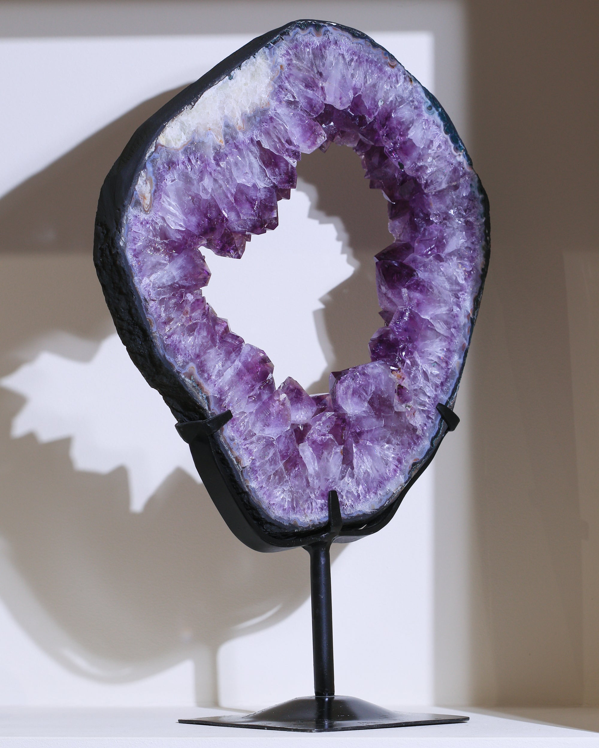 Amethyst auf Ständer, Einzelstück