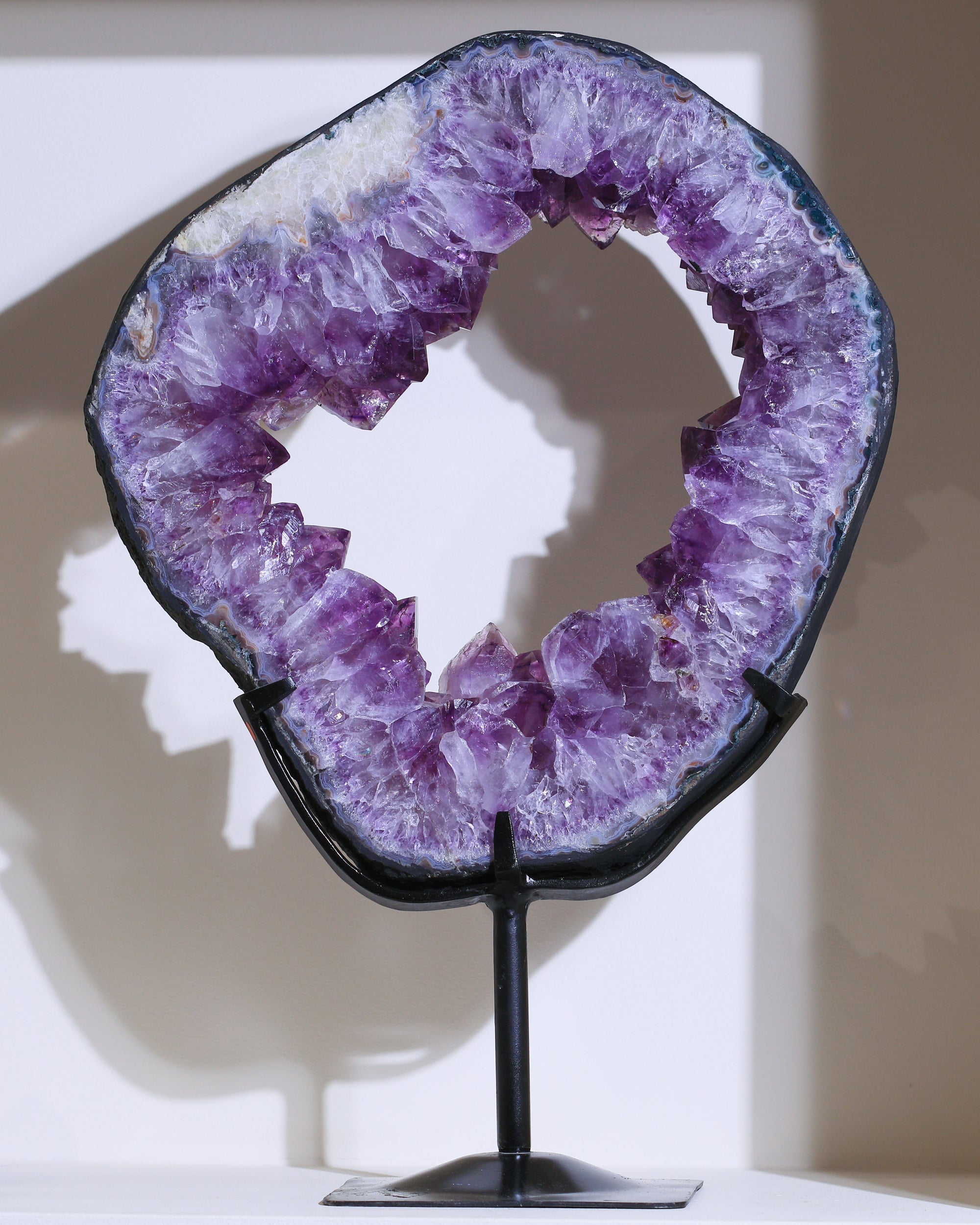 Amethyst auf Ständer, Einzelstück