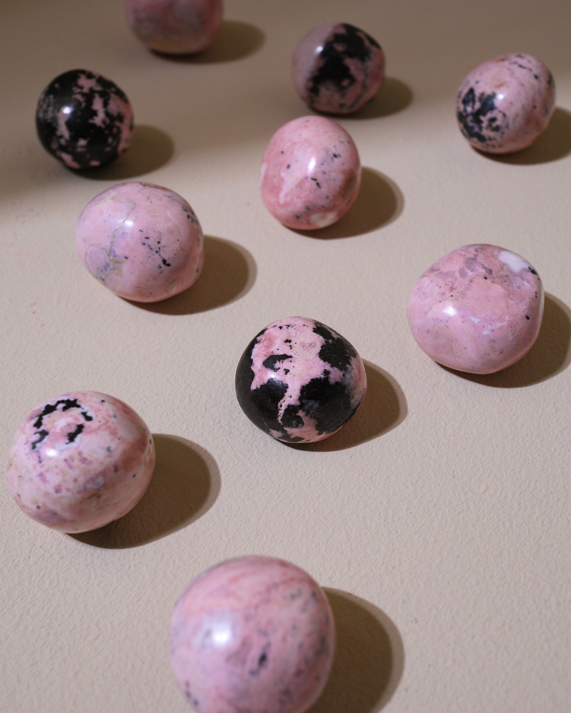 Rhodonite pocket stone