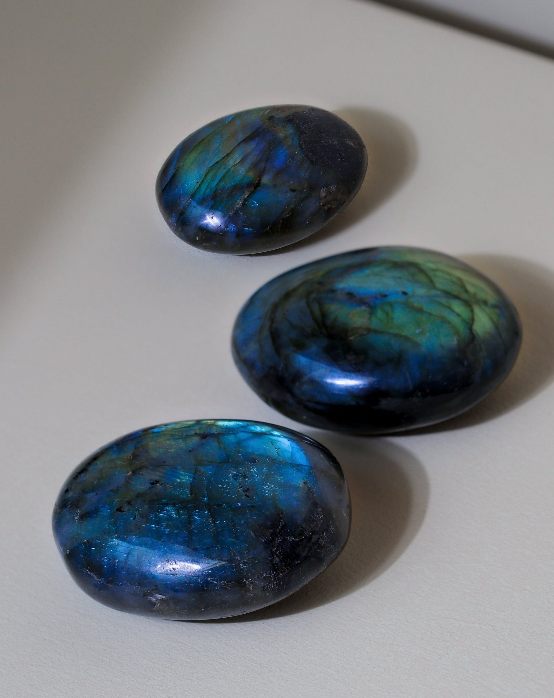 Labradorite Palmstone