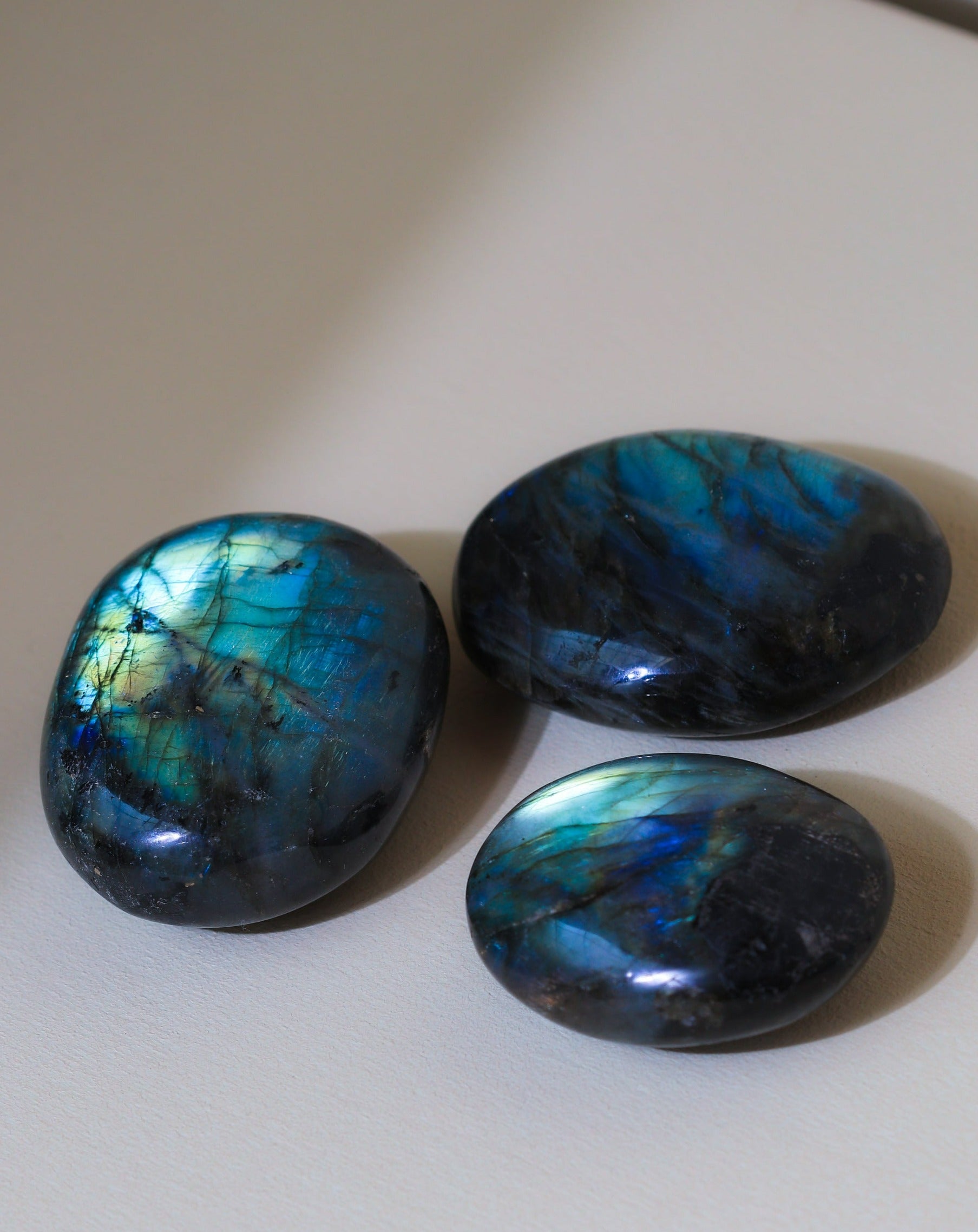 Labradorite Palmstone