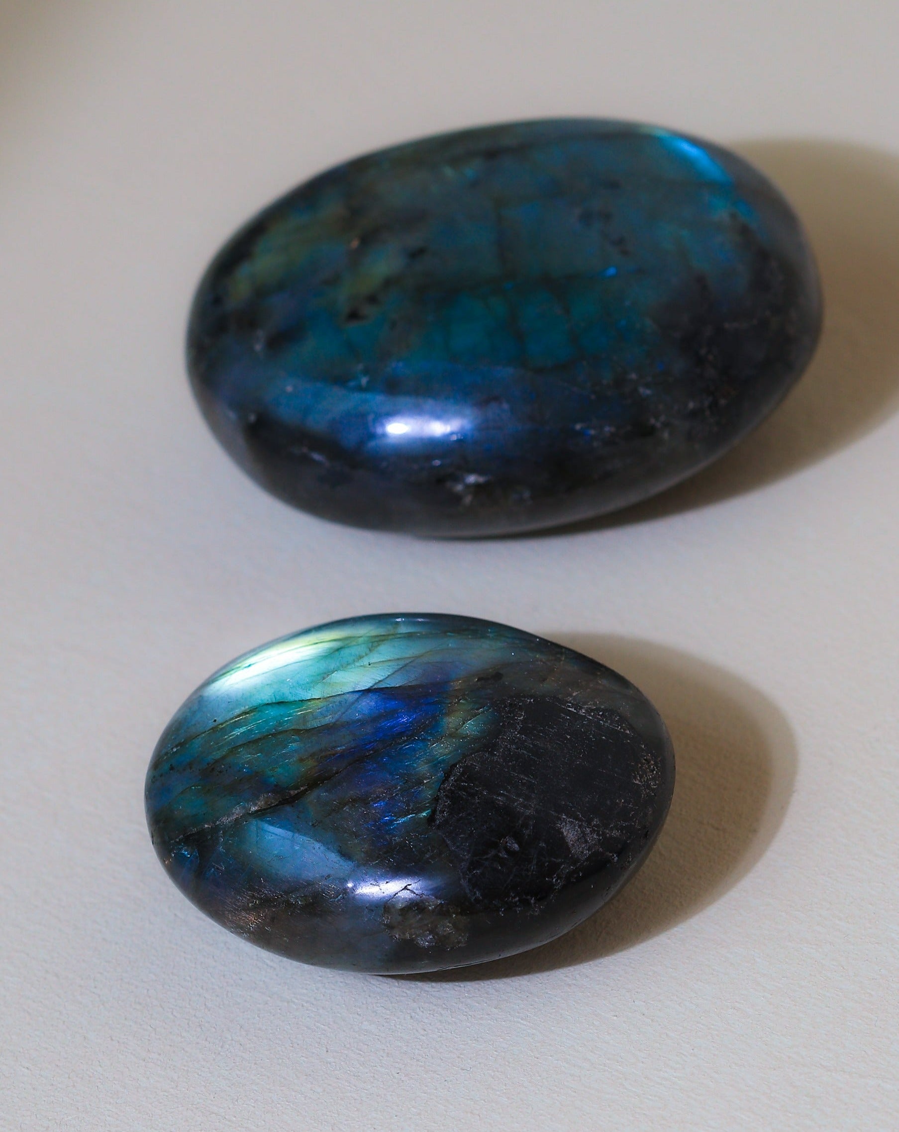 Labradorite Palmstone