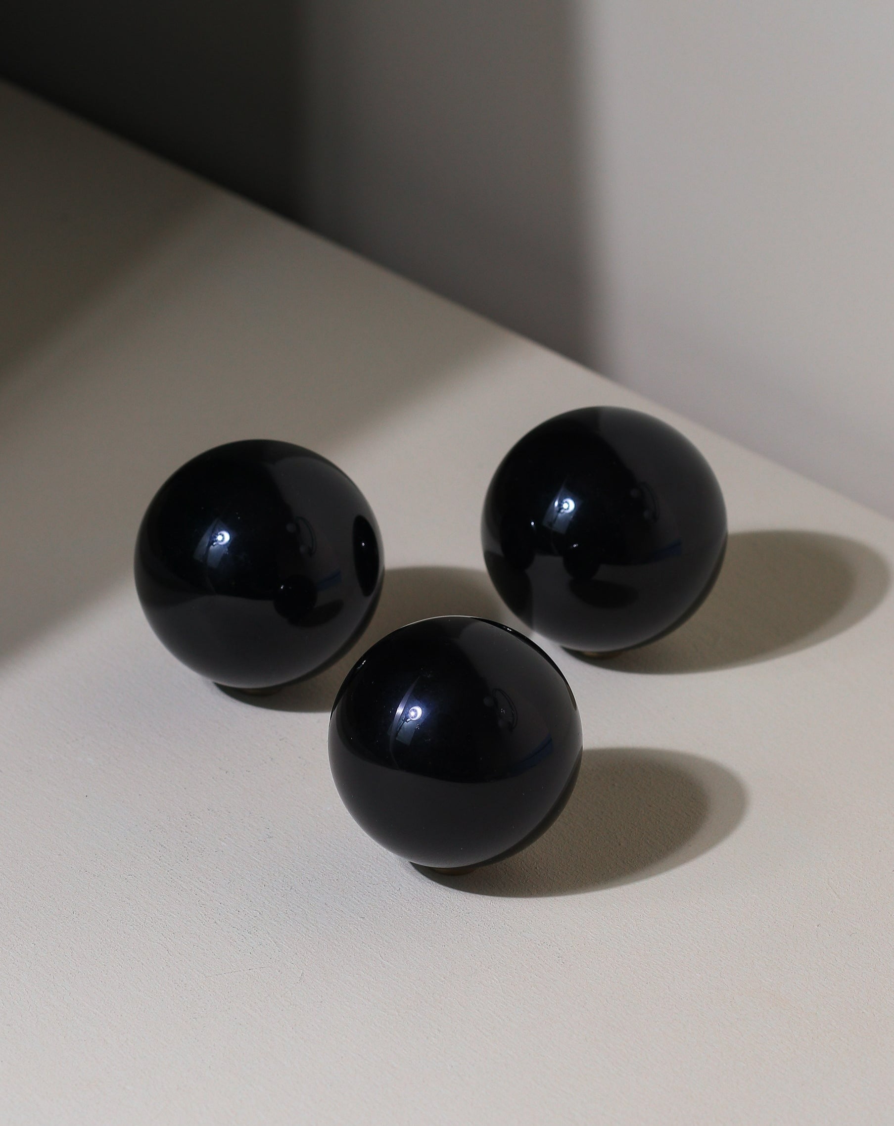 Mini Obsidian sphere