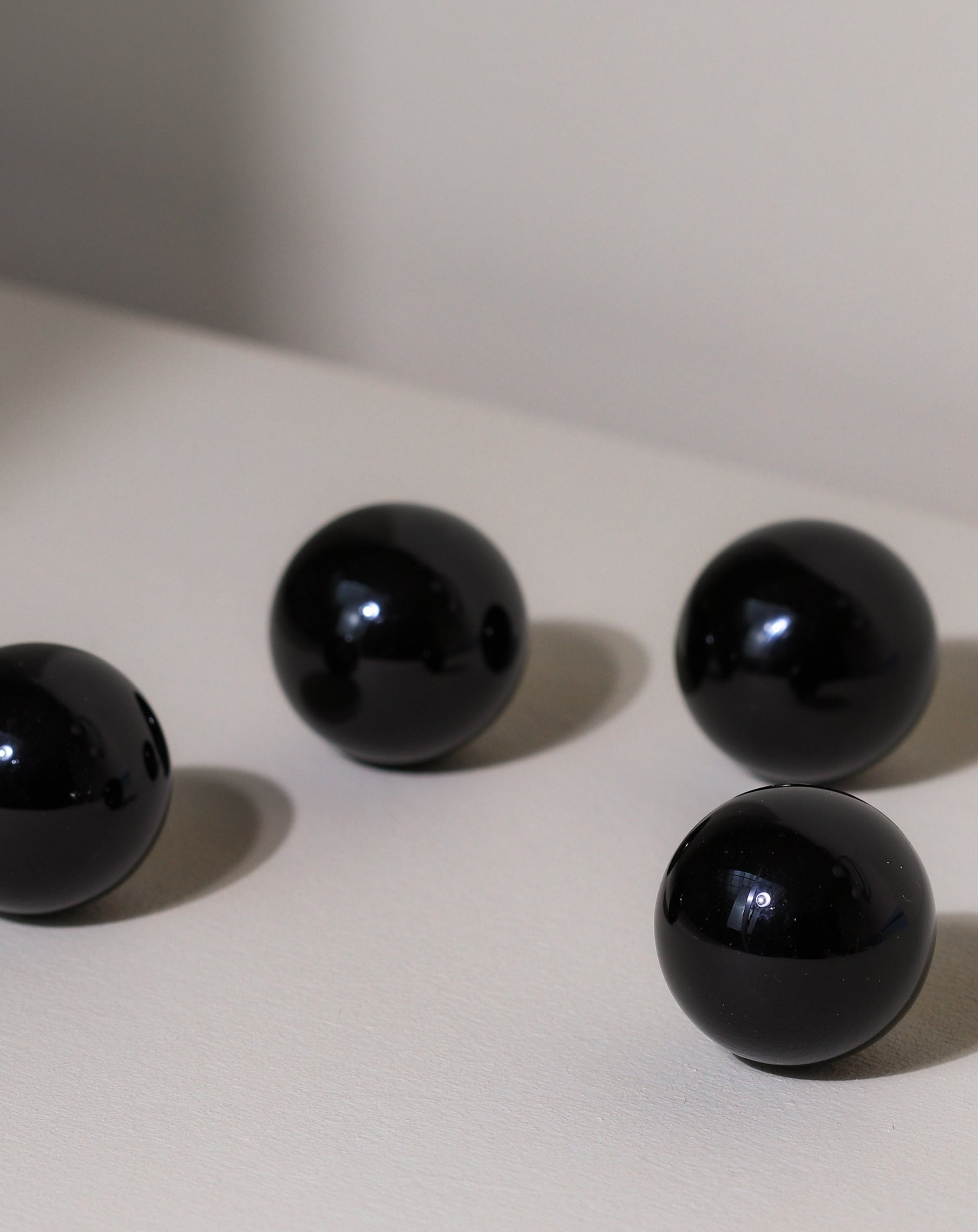 Mini Obsidian sphere