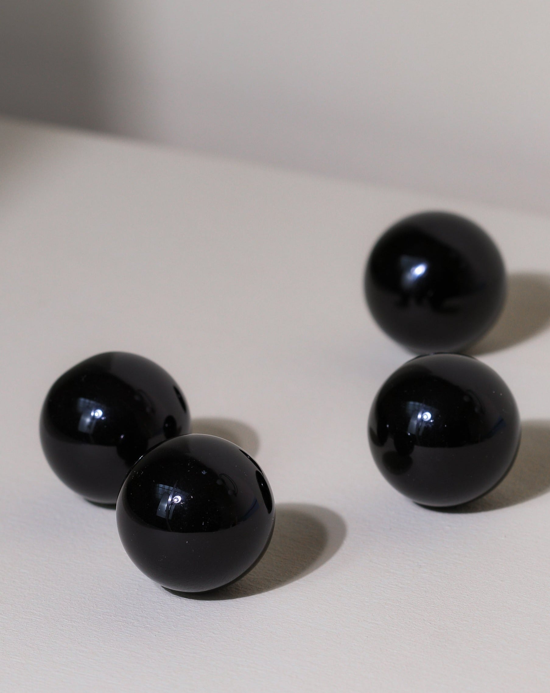Mini Obsidian sphere