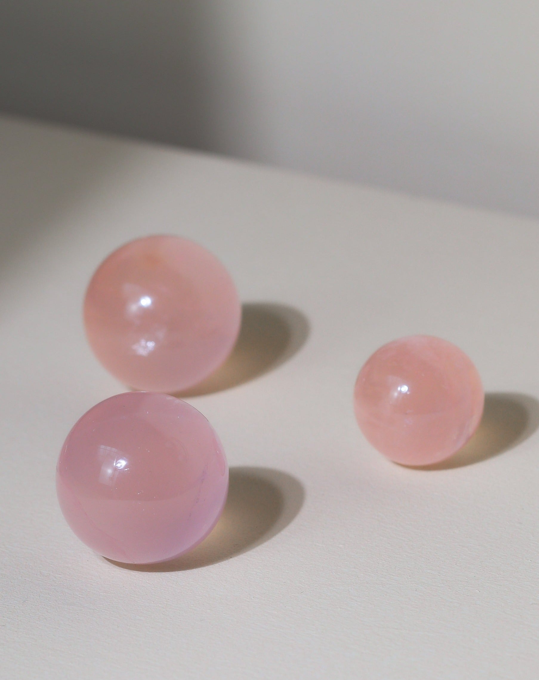 Mini Rose Quartz sphere