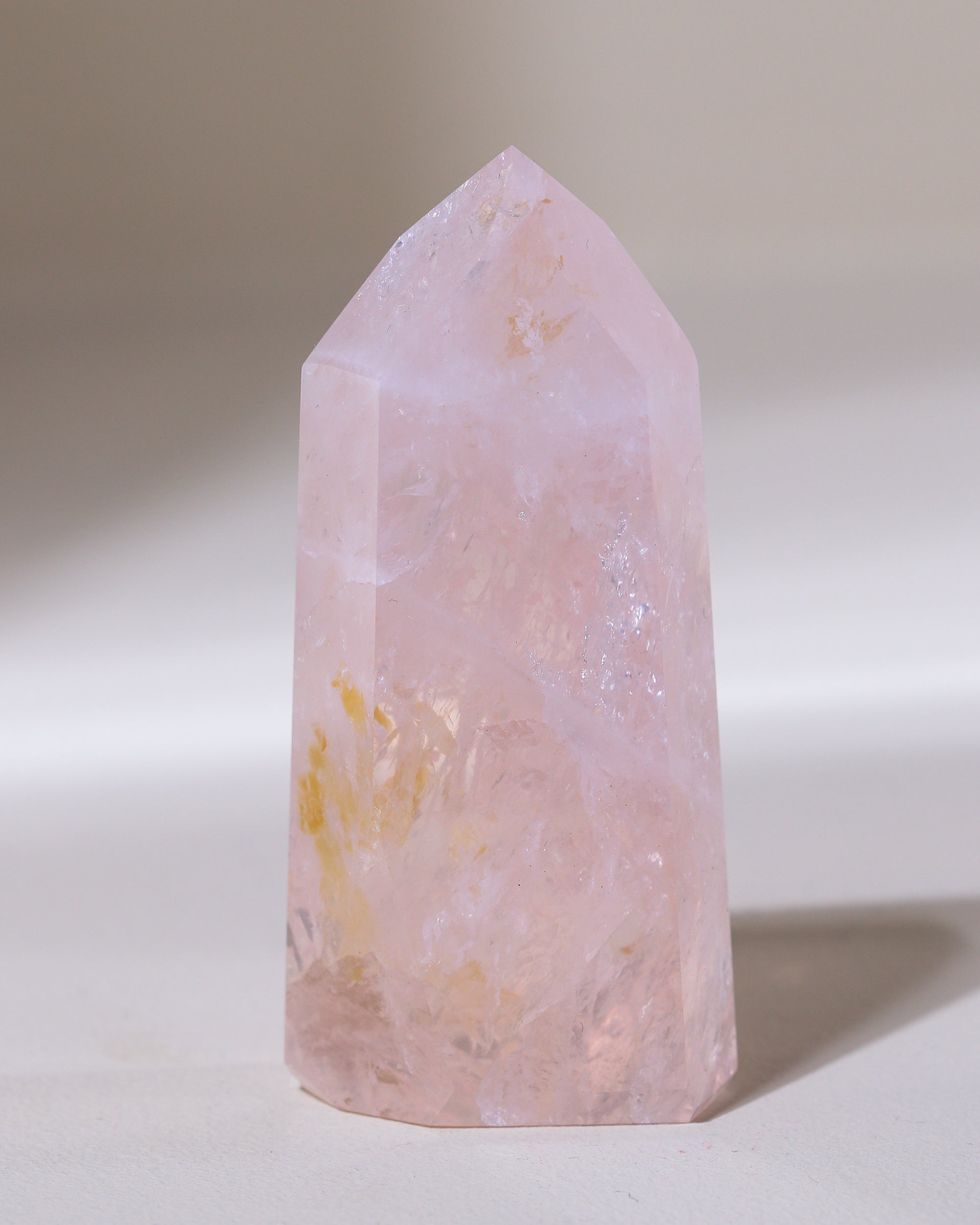 Rosenquarz Spitze ("Dream Rose Quartz"), Einzelstück