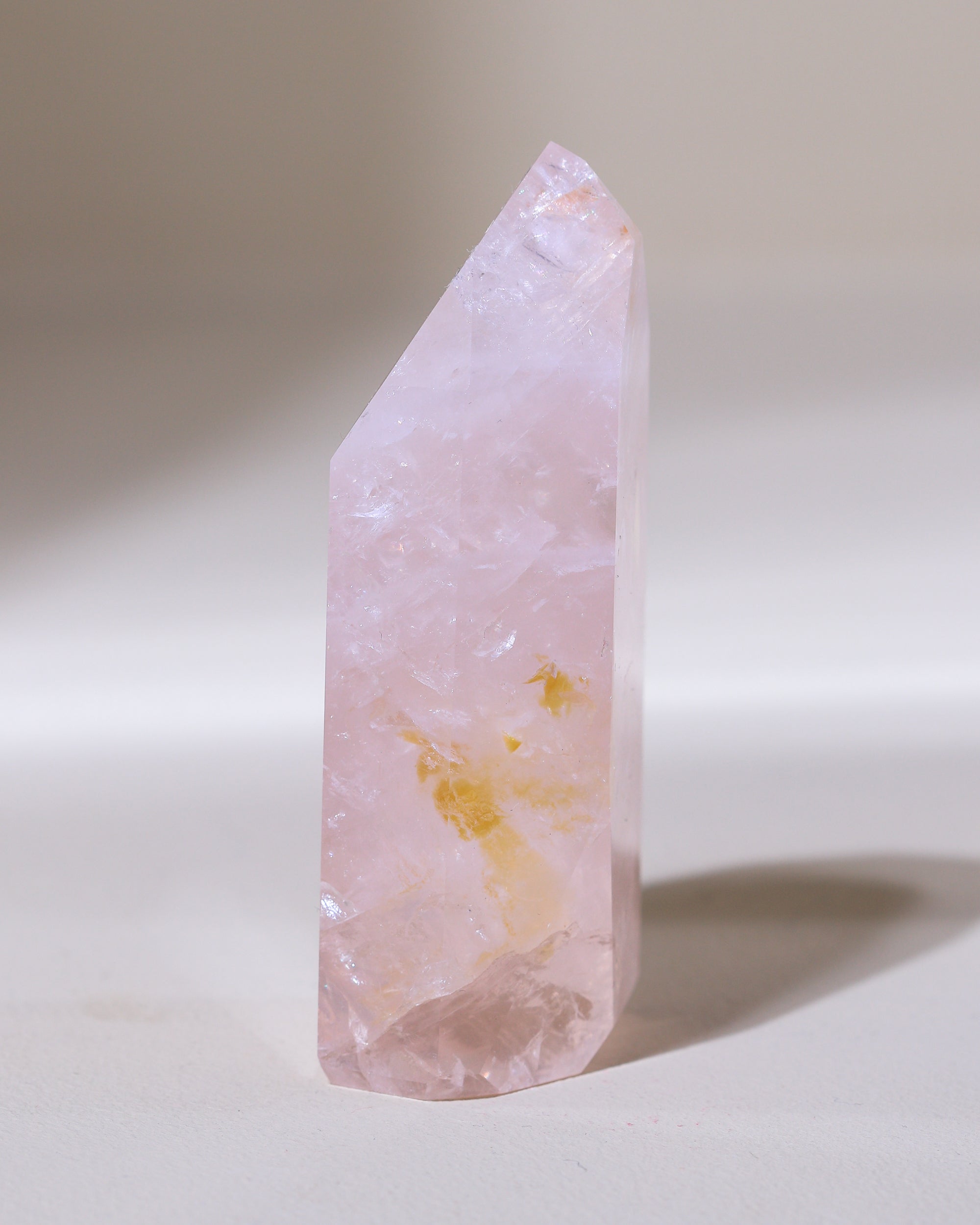 Rosenquarz Spitze ("Dream Rose Quartz"), Einzelstück