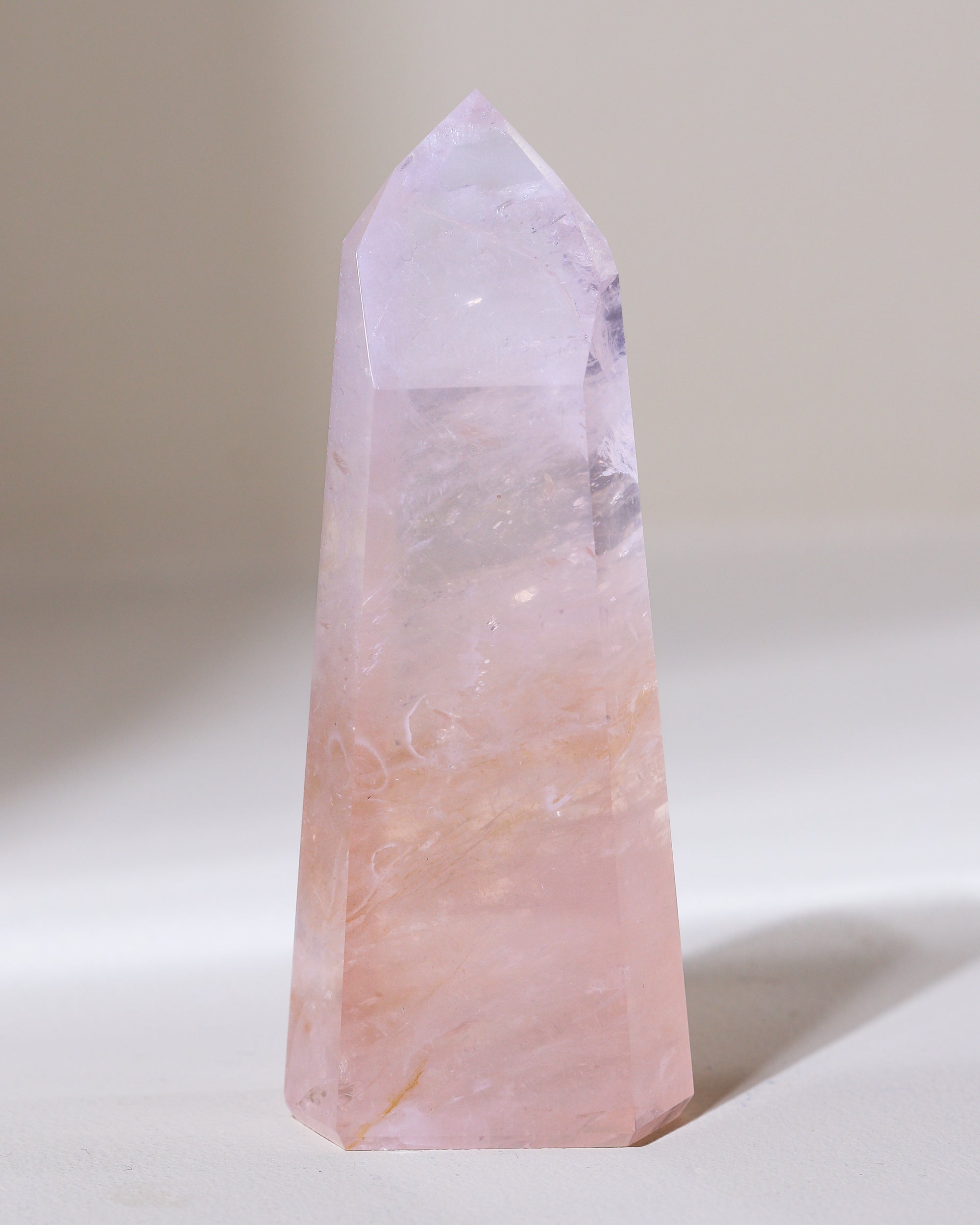 Rosenquarz Spitze ("Dream Rose Quartz"), Einzelstück