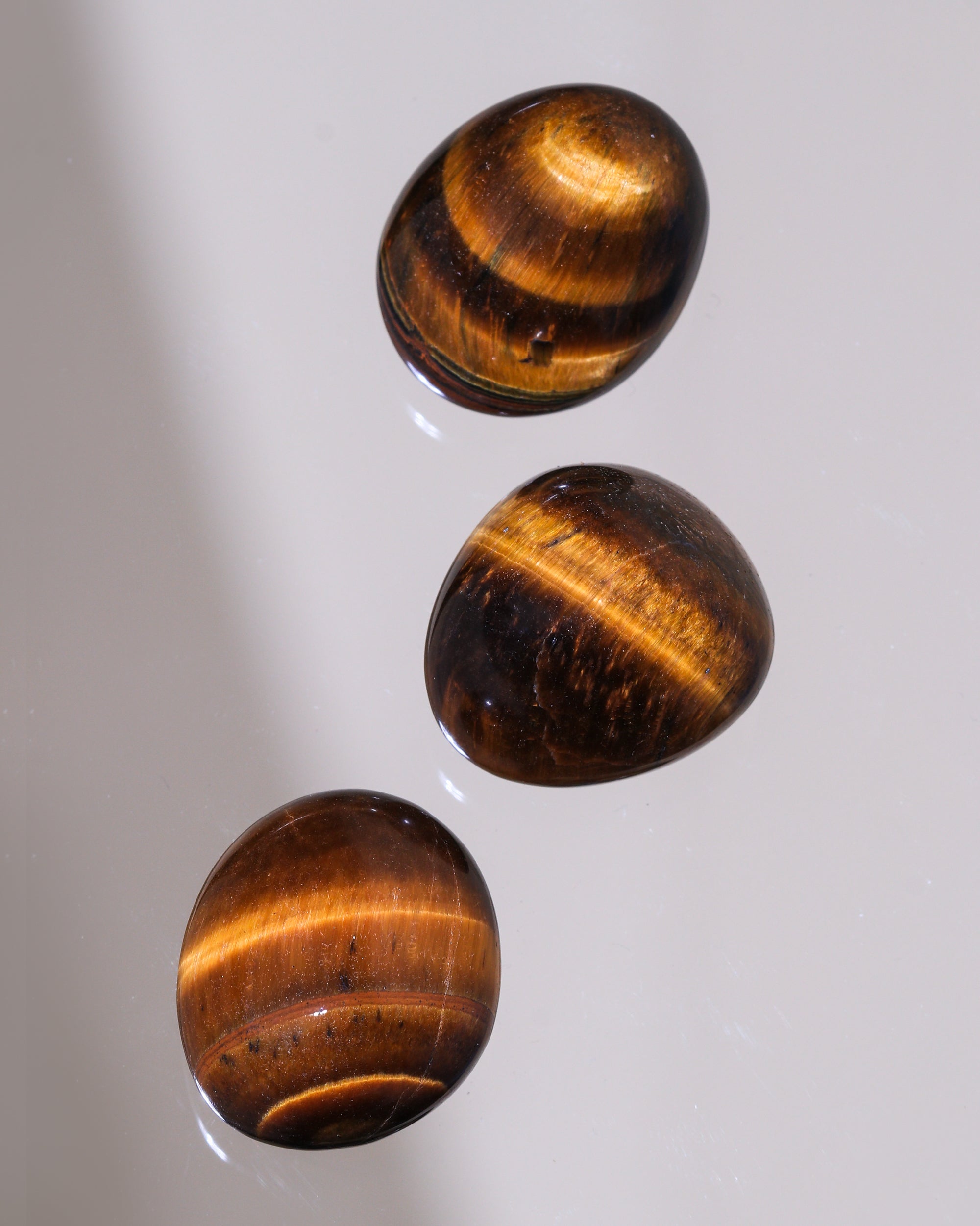 Tiger's Eye Tumbled Stone 